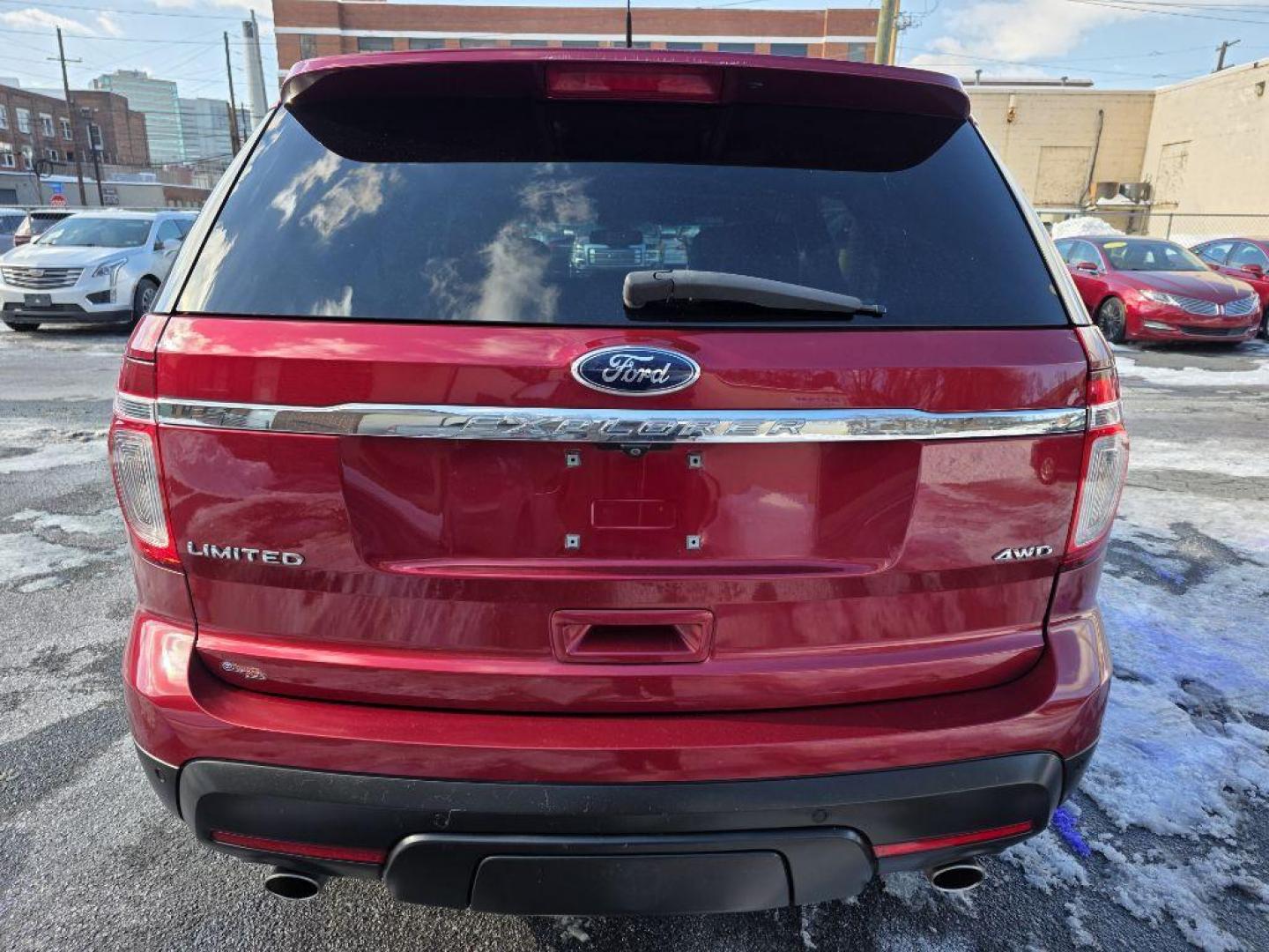 2013 RED FORD EXPLORER LIMITED (1FM5K8F80DG) with an 3.5L engine, Automatic transmission, located at 117 North Cameron Street, Harrisburg, PA, 17101, (717) 963-8962, 40.266762, -76.875259 - WE FINANCE!!! Good Credit/ Challenged Credit/ No Credit - ALL Trade-Ins Welcomed!!! APPLY ONLINE or CALL us TODAY ;) Please call us to discuss your cash and/or financing options. - Photo#3