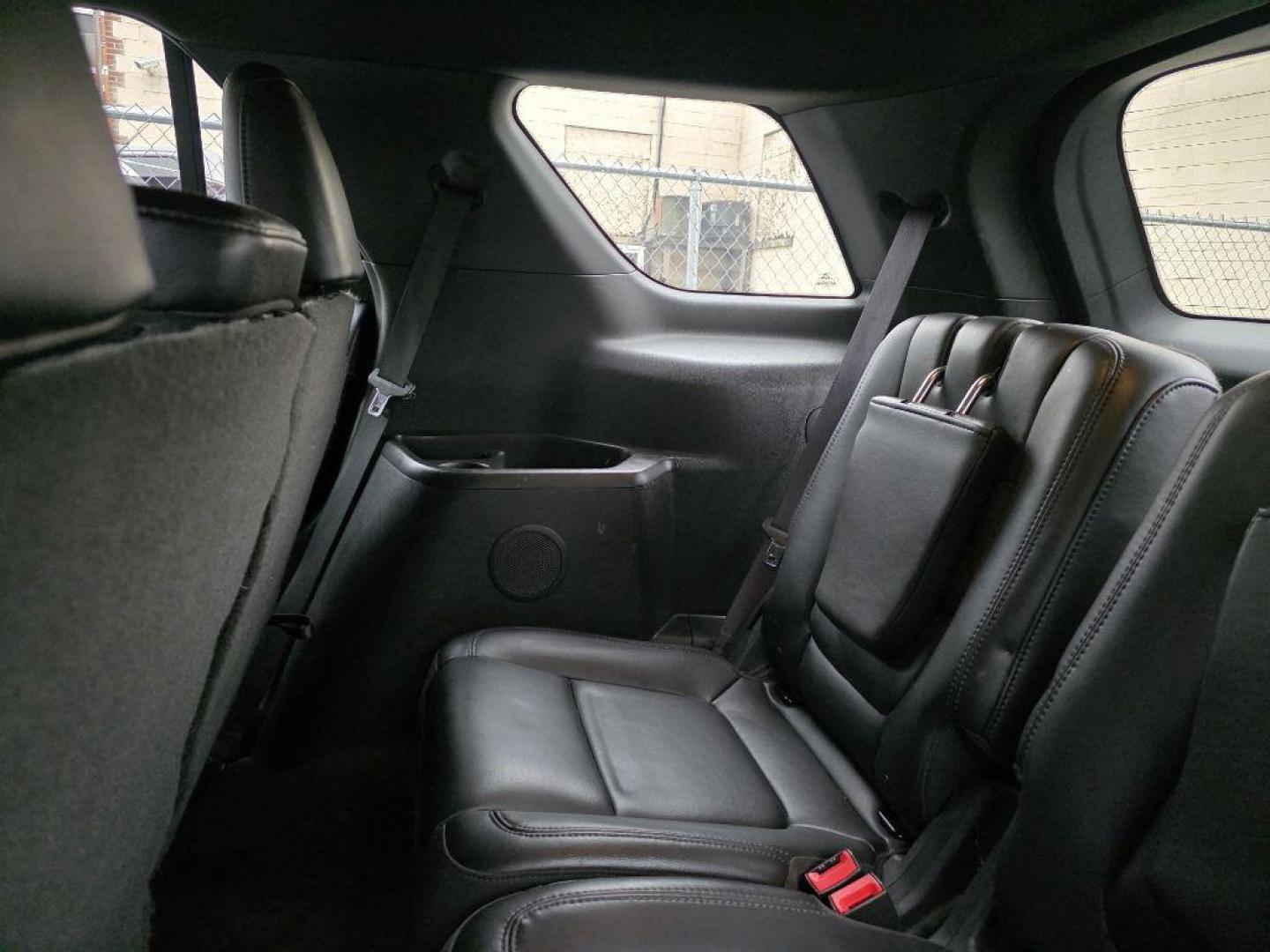 2013 GRAY FORD EXPLORER XLT (1FM5K8D84DG) with an 3.5L engine, Automatic transmission, located at 117 North Cameron Street, Harrisburg, PA, 17101, (717) 963-8962, 40.266762, -76.875259 - WE FINANCE!!! Good Credit/ Challenged Credit/ No Credit - ALL Trade-Ins Welcomed!!! APPLY ONLINE or CALL us TODAY ;) Please call us to discuss your cash and/or financing options. - Photo#9