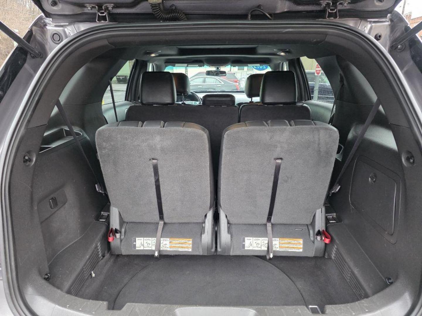 2013 GRAY FORD EXPLORER XLT (1FM5K8D84DG) with an 3.5L engine, Automatic transmission, located at 117 North Cameron Street, Harrisburg, PA, 17101, (717) 963-8962, 40.266762, -76.875259 - WE FINANCE!!! Good Credit/ Challenged Credit/ No Credit - ALL Trade-Ins Welcomed!!! APPLY ONLINE or CALL us TODAY ;) Please call us to discuss your cash and/or financing options. - Photo#10