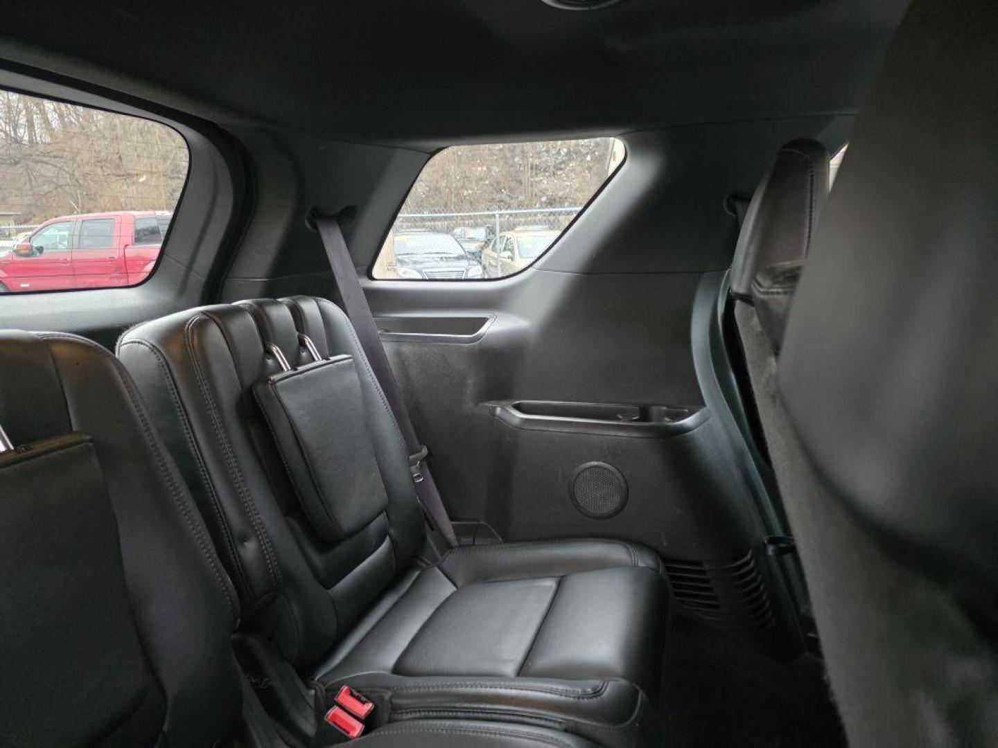 2013 GRAY FORD EXPLORER XLT (1FM5K8D84DG) with an 3.5L engine, Automatic transmission, located at 117 North Cameron Street, Harrisburg, PA, 17101, (717) 963-8962, 40.266762, -76.875259 - WE FINANCE!!! Good Credit/ Challenged Credit/ No Credit - ALL Trade-Ins Welcomed!!! APPLY ONLINE or CALL us TODAY ;) Please call us to discuss your cash and/or financing options. - Photo#12