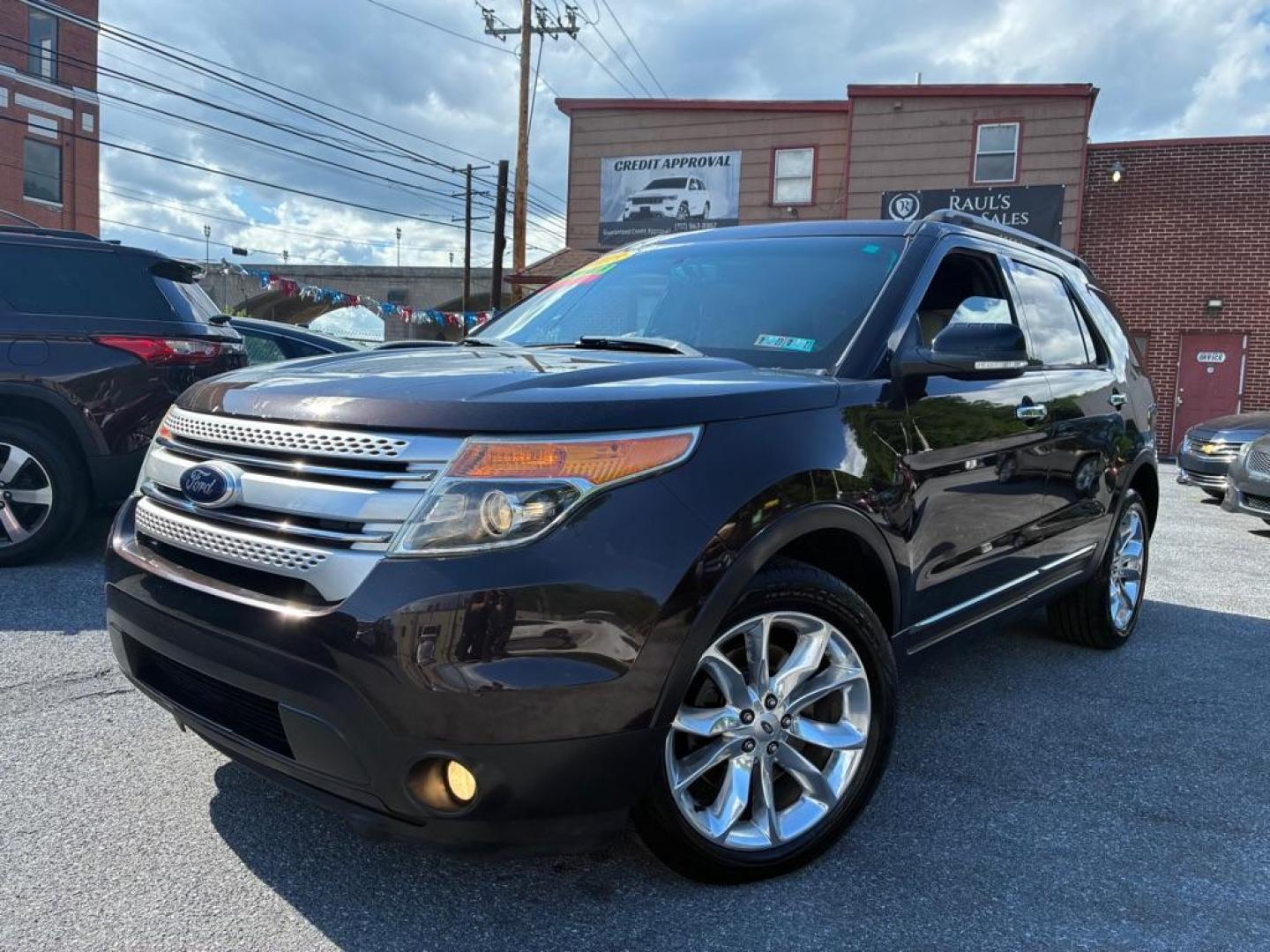 2013 BROWN FORD EXPLORER XLT (1FM5K8D89DG) with an 3.5L engine, Automatic transmission, located at 117 North Cameron Street, Harrisburg, PA, 17101, (717) 963-8962, 40.266762, -76.875259 - WE FINANCE!!! MOST vehicles are available for financing. Good Credit/ Challenged Credit/ No Credit - ALL Trade-Ins Welcomed!!! APPLY ONLINE or CALL us TODAY Please call us to discuss your cash and/or financing options. Thanks for checking our inventory! We're here to help. - Photo#0