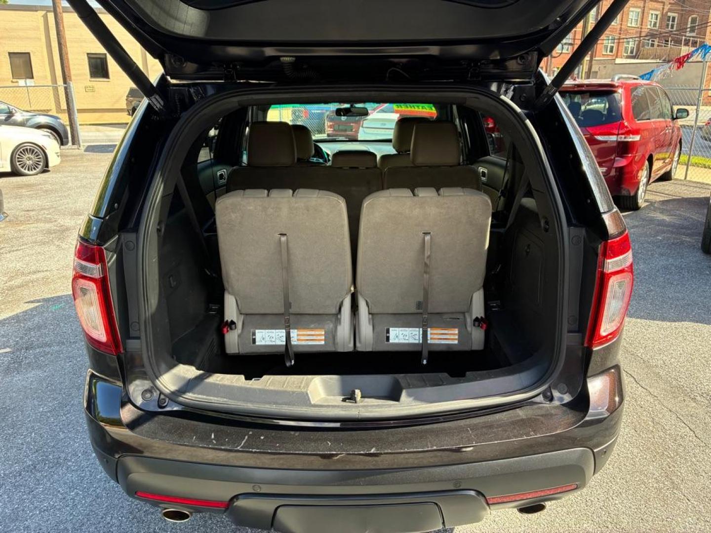 2013 BROWN FORD EXPLORER XLT (1FM5K8D89DG) with an 3.5L engine, Automatic transmission, located at 117 North Cameron Street, Harrisburg, PA, 17101, (717) 963-8962, 40.266762, -76.875259 - WE FINANCE!!! MOST vehicles are available for financing. Good Credit/ Challenged Credit/ No Credit - ALL Trade-Ins Welcomed!!! APPLY ONLINE or CALL us TODAY Please call us to discuss your cash and/or financing options. Thanks for checking our inventory! We're here to help. - Photo#11