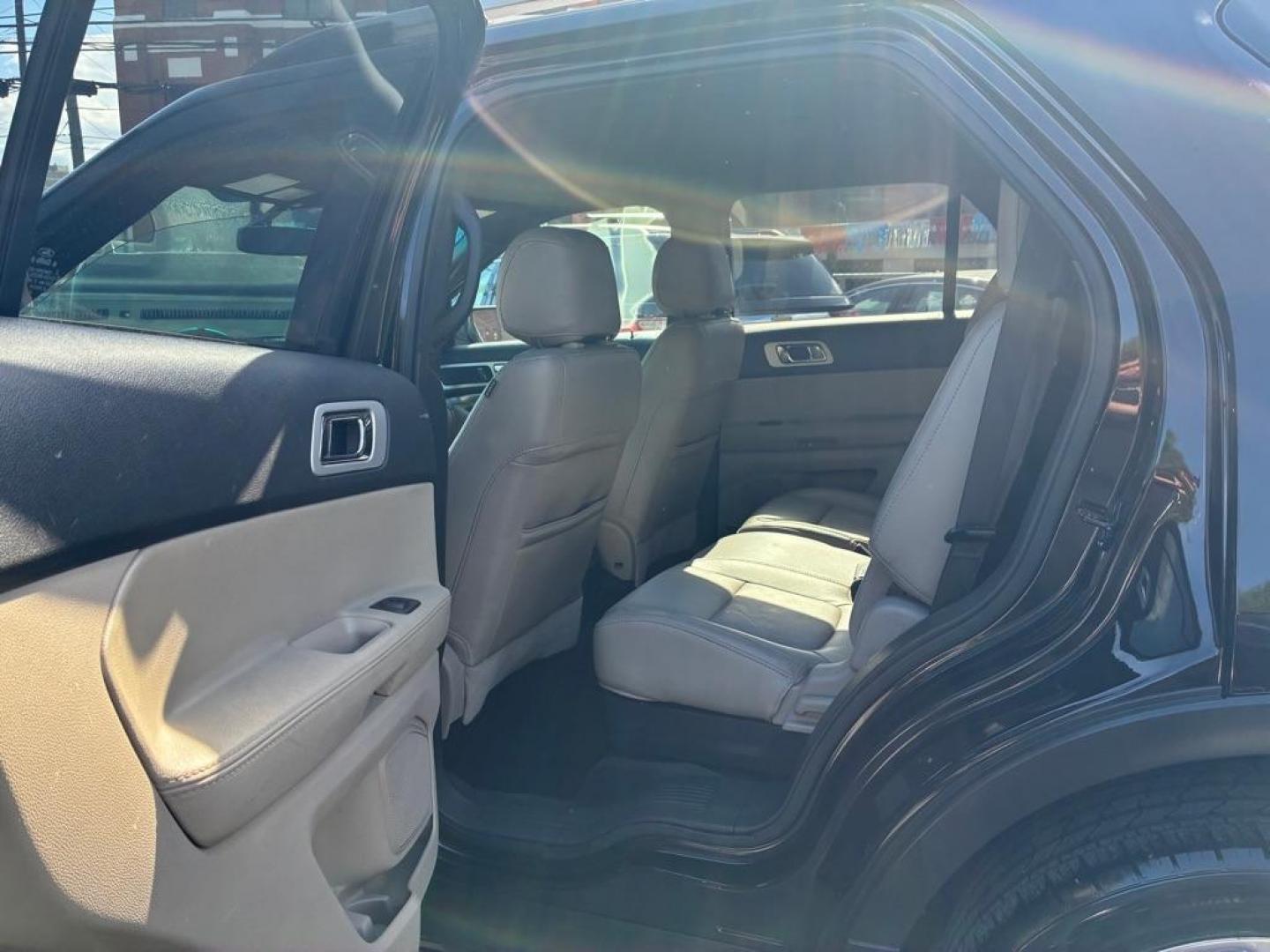 2013 BROWN FORD EXPLORER XLT (1FM5K8D89DG) with an 3.5L engine, Automatic transmission, located at 117 North Cameron Street, Harrisburg, PA, 17101, (717) 963-8962, 40.266762, -76.875259 - WE FINANCE!!! MOST vehicles are available for financing. Good Credit/ Challenged Credit/ No Credit - ALL Trade-Ins Welcomed!!! APPLY ONLINE or CALL us TODAY Please call us to discuss your cash and/or financing options. Thanks for checking our inventory! We're here to help. - Photo#12