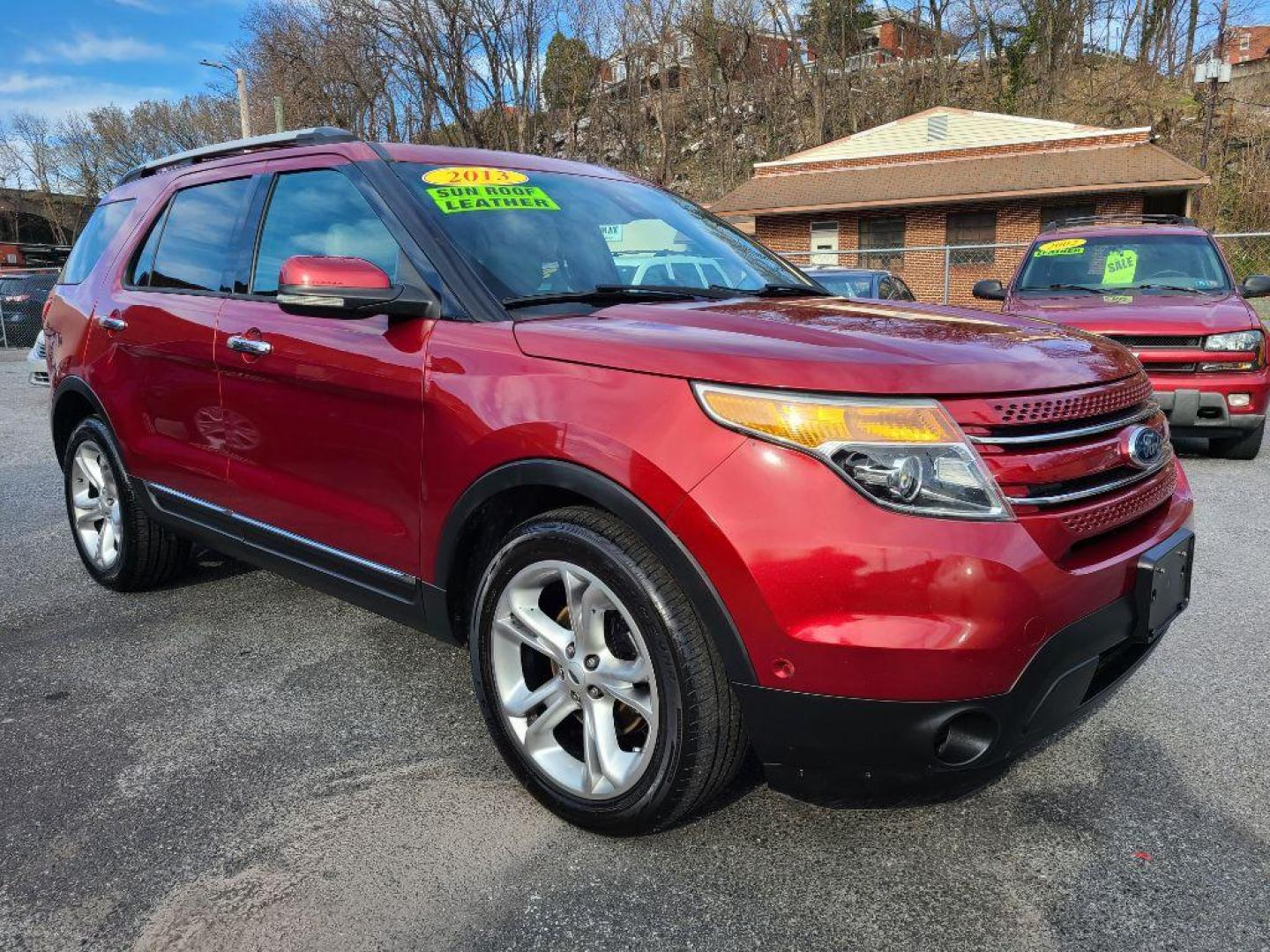 2013 RED FORD EXPLORER LIMITED (1FM5K8F87DG) with an 3.5L engine, Automatic transmission, located at 7981 Paxton Street, Harrisburg, PA, 17111, (717) 561-2926, 40.261490, -76.749229 - WE FINANCE!!! Good Credit/ Bad Credit/ No Credit - ALL Trade-Ins Welcomed!!! ***Guaranteed Credit Approval*** APPLY ONLINE or CALL us TODAY ;) Internet Prices and Marketplace Prices are SPECIAL discounted ***CASH DEALS*** Retail Prices are higher. Please call us to discuss your cash and finan - Photo#5