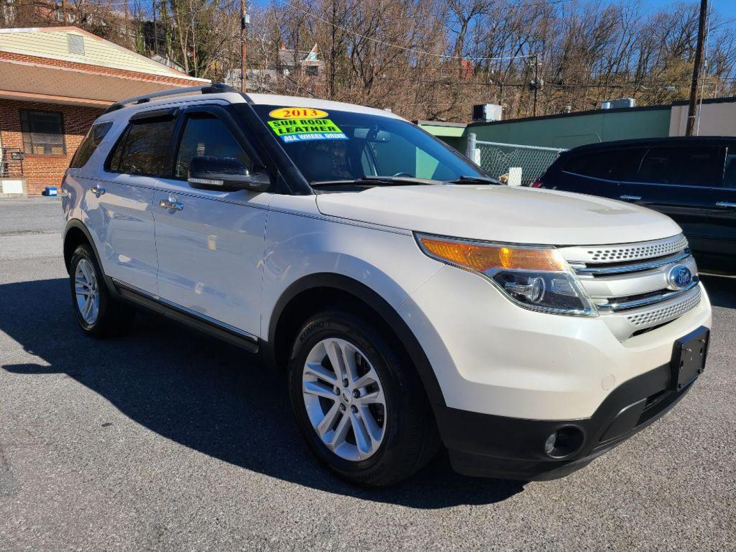 2013 WHITE FORD EXPLORER XLT (1FM5K8D89DG) with an 3.5L engine, Automatic transmission, located at 7981 Paxton Street, Harrisburg, PA, 17111, (717) 561-2926, 40.261490, -76.749229 - WE FINANCE!!! Good Credit/ Bad Credit/ No Credit - ALL Trade-Ins Welcomed!!! ***Guaranteed Credit Approval*** APPLY ONLINE or CALL us TODAY ;) Internet Prices and Marketplace Prices are SPECIAL discounted ***CASH DEALS*** Retail Prices are higher. Please call us to discuss your cash and finan - Photo#6