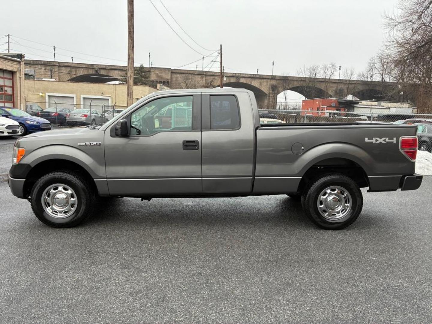 2013 GRAY FORD F150 SUPER CAB (1FTEX1EM9DF) with an 3.7L engine, Automatic transmission, located at 7981 Paxton Street, Harrisburg, PA, 17111, (717) 561-2926, 40.261490, -76.749229 - WE FINANCE!!! Good Credit/ Challenged Credit/ No Credit - ALL Trade-Ins Welcomed!!! APPLY ONLINE or CALL us TODAY ;) Please call us to discuss your cash and/or financing options. - Photo#1