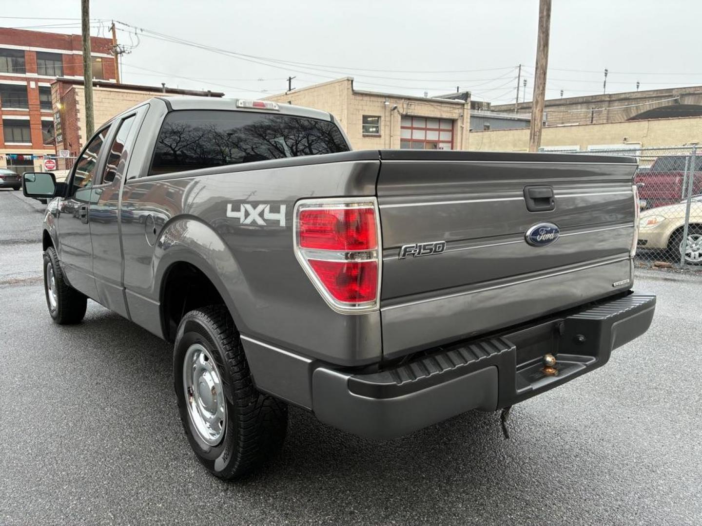 2013 GRAY FORD F150 SUPER CAB (1FTEX1EM9DF) with an 3.7L engine, Automatic transmission, located at 7981 Paxton Street, Harrisburg, PA, 17111, (717) 561-2926, 40.261490, -76.749229 - WE FINANCE!!! Good Credit/ Challenged Credit/ No Credit - ALL Trade-Ins Welcomed!!! APPLY ONLINE or CALL us TODAY ;) Please call us to discuss your cash and/or financing options. - Photo#2