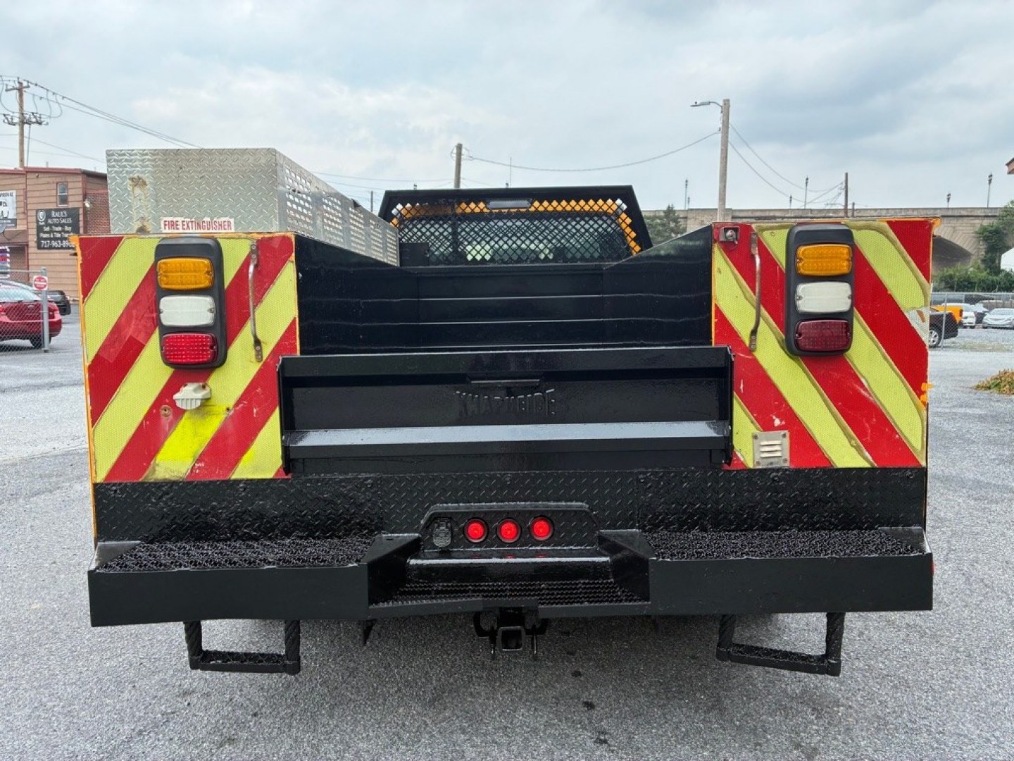 2013 YELLOW FORD F550 SUPER DUTY (1FD0W5GY1DE) with an 6.8L engine, Automatic transmission, located at 7981 Paxton Street, Harrisburg, PA, 17111, (717) 561-2926, 40.261490, -76.749229 - Hard Top 10-Cylinder Gasoline Natural A/T Power Steering Gray Vinyl Seats A/C Power Windows Power Door Locks Driver Air Bag WE FINANCE!!! MOST vehicles are available for financing. Good Credit/ Challenged Credit/ No Credit - ALL Trade-Ins Welcomed!!! APPLY ONLINE or CALL us TODA- Photo#3