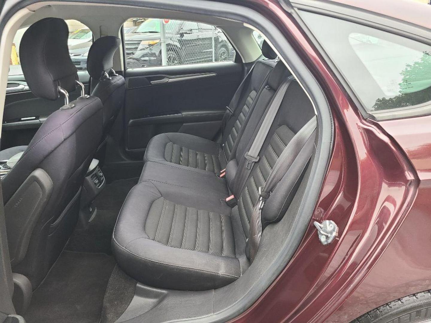 2013 RED FORD FUSION SE (3FA6P0H71DR) with an 2.5L engine, Automatic transmission, located at 7981 Paxton Street, Harrisburg, PA, 17111, (717) 561-2926, 40.261490, -76.749229 - WE FINANCE!!! Good Credit/ Bad Credit/ No Credit - ALL Trade-Ins Welcomed!!! ***Guaranteed Credit Approval*** APPLY ONLINE or CALL us TODAY ;) Internet Prices and Marketplace Prices are SPECIAL discounted ***CASH DEALS*** Retail Prices are higher. Please call us to discuss your cash and finan - Photo#9