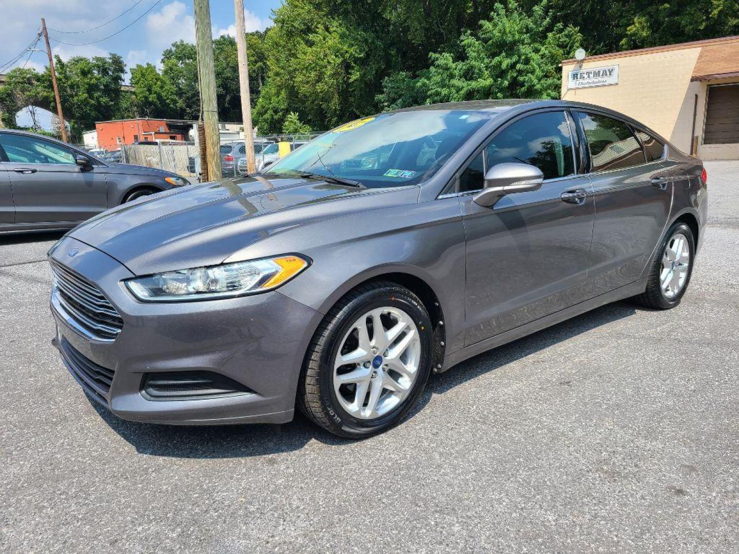 2013 GRAY FORD FUSION SE (3FA6P0H70DR) with an 2.5L engine, Automatic transmission, located at 117 North Cameron Street, Harrisburg, PA, 17101, (717) 963-8962, 40.266762, -76.875259 - WE FINANCE!!! Good Credit/ Bad Credit/ No Credit - ALL Trade-Ins Welcomed!!! ***Guaranteed Credit Approval*** APPLY ONLINE or CALL us TODAY ;) Internet Prices and Marketplace Prices are SPECIAL discounted ***CASH DEALS*** Retail Prices are higher. Please call us to discuss your cash and finan - Photo#0