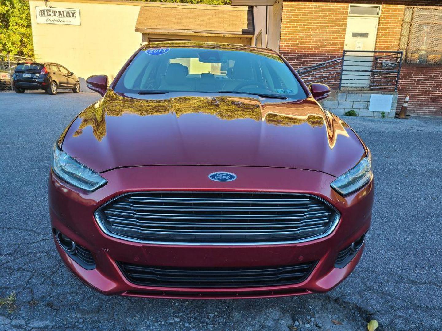 2013 RED FORD FUSION SE (3FA6P0HR0DR) with an 1.6L engine, Automatic transmission, located at 117 North Cameron Street, Harrisburg, PA, 17101, (717) 963-8962, 40.266762, -76.875259 - WE FINANCE!!! Good Credit/ Bad Credit/ No Credit - ALL Trade-Ins Welcomed!!! ***Guaranteed Credit Approval*** APPLY ONLINE or CALL us TODAY ;) Please call us to discuss your cash and financing options. - Photo#7