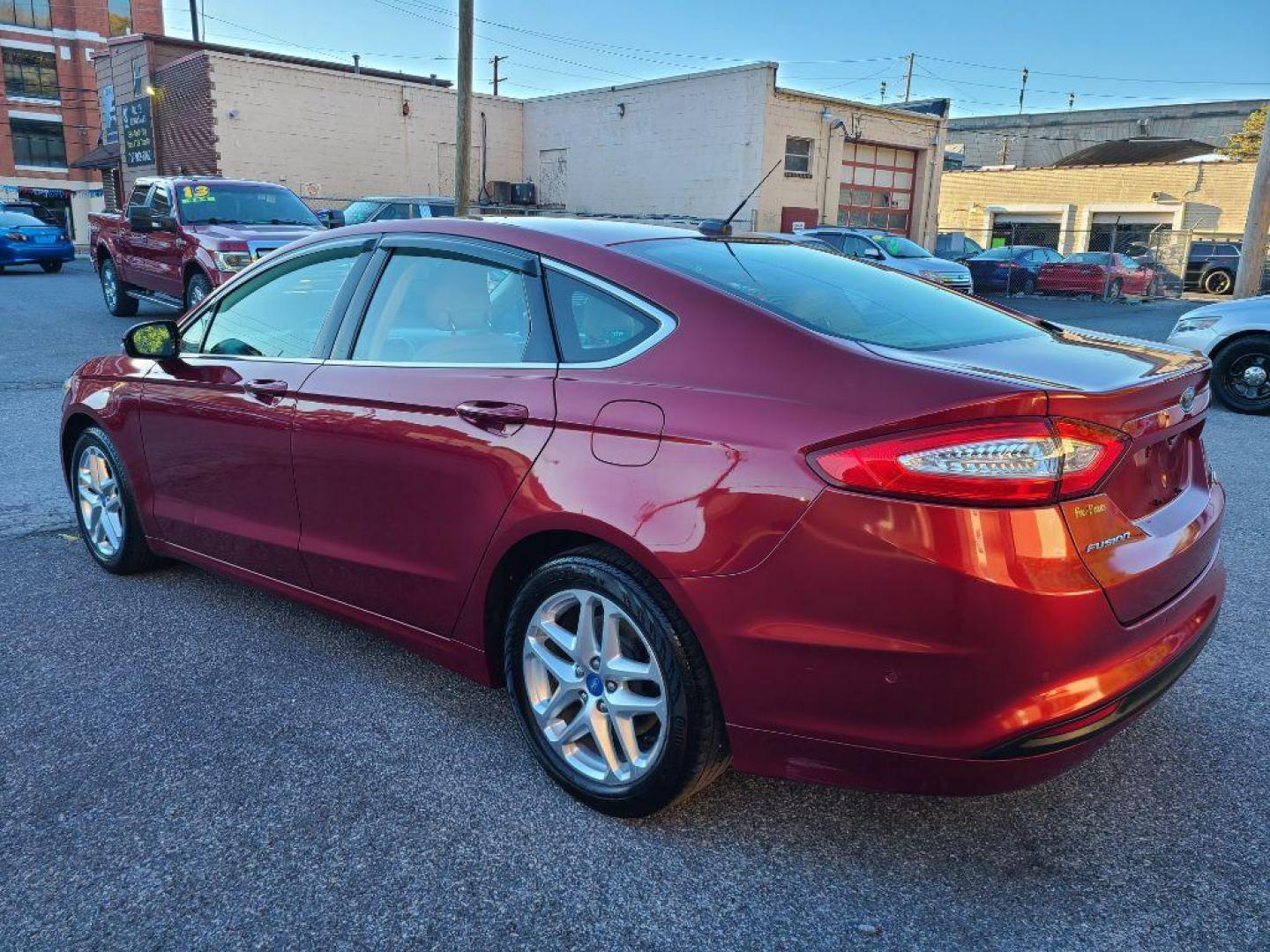 2013 RED FORD FUSION SE (3FA6P0HR0DR) with an 1.6L engine, Automatic transmission, located at 117 North Cameron Street, Harrisburg, PA, 17101, (717) 963-8962, 40.266762, -76.875259 - WE FINANCE!!! Good Credit/ Bad Credit/ No Credit - ALL Trade-Ins Welcomed!!! ***Guaranteed Credit Approval*** APPLY ONLINE or CALL us TODAY ;) Please call us to discuss your cash and financing options. - Photo#16