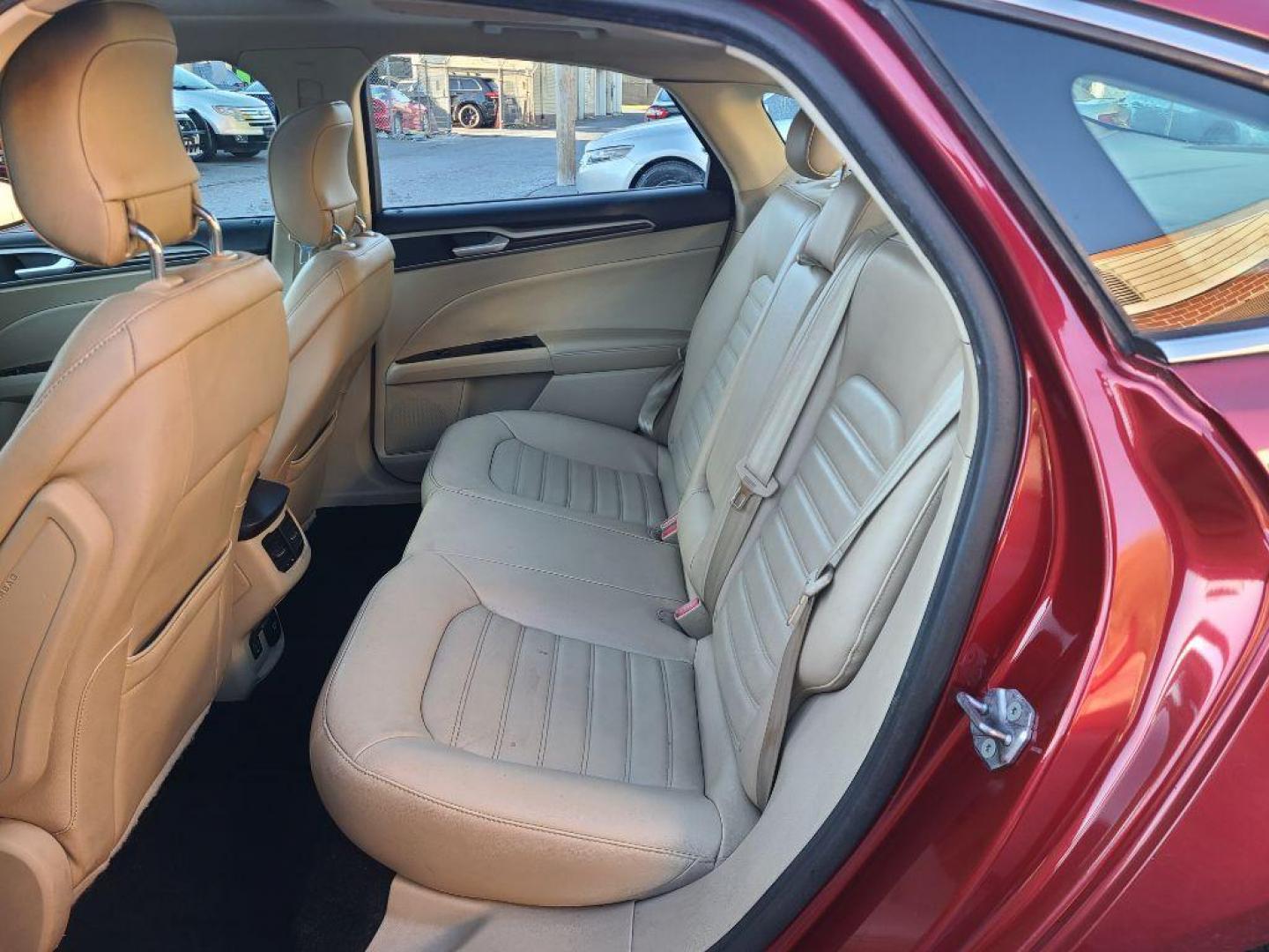 2013 RED FORD FUSION SE (3FA6P0HR0DR) with an 1.6L engine, Automatic transmission, located at 117 North Cameron Street, Harrisburg, PA, 17101, (717) 963-8962, 40.266762, -76.875259 - WE FINANCE!!! Good Credit/ Bad Credit/ No Credit - ALL Trade-Ins Welcomed!!! ***Guaranteed Credit Approval*** APPLY ONLINE or CALL us TODAY ;) Please call us to discuss your cash and financing options. - Photo#26