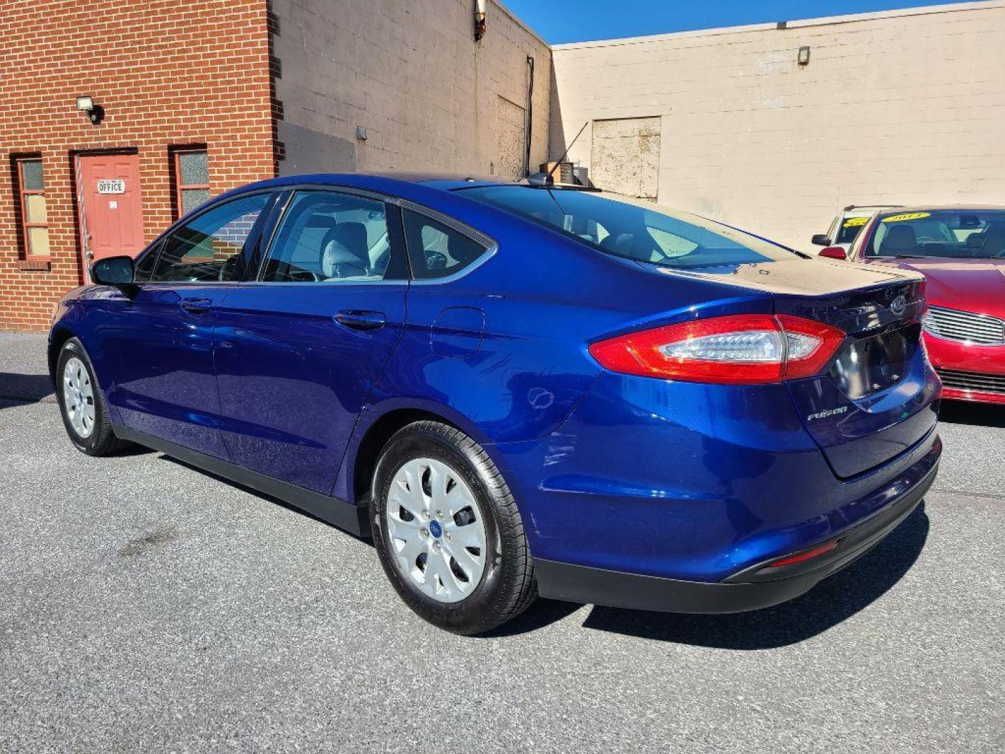 2013 BLUE FORD FUSION S (3FA6P0G77DR) with an 2.5L engine, Automatic transmission, located at 117 North Cameron Street, Harrisburg, PA, 17101, (717) 963-8962, 40.266762, -76.875259 - WE FINANCE!!! Good Credit/ Bad Credit/ No Credit - ALL Trade-Ins Welcomed!!! ***Guaranteed Credit Approval*** APPLY ONLINE or CALL us TODAY ;) Please call us to discuss your cash and financing options. - Photo#2