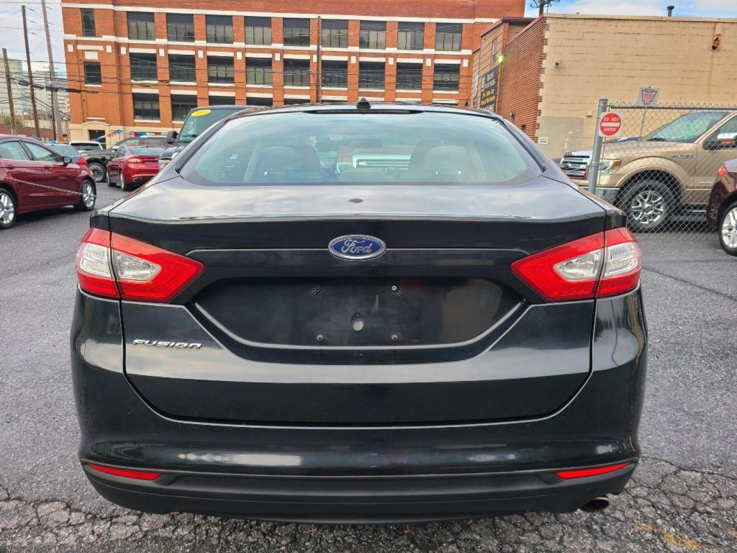 2013 BLACK FORD FUSION S (3FA6P0G74DR) with an 2.5L engine, Automatic transmission, located at 117 North Cameron Street, Harrisburg, PA, 17101, (717) 963-8962, 40.266762, -76.875259 - WE FINANCE!!! Good Credit/ Bad Credit/ No Credit - ALL Trade-Ins Welcomed!!! ***Guaranteed Credit Approval*** APPLY ONLINE or CALL us TODAY ;) Please call us to discuss your cash and financing options. - Photo#3