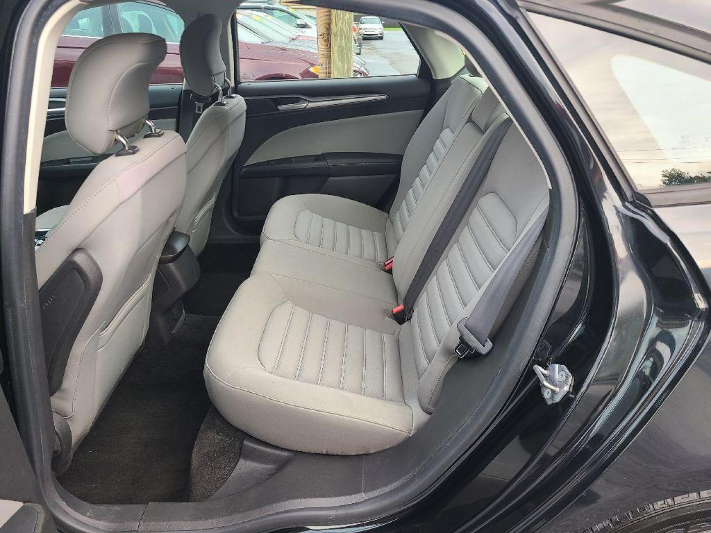 2013 BLACK FORD FUSION S (3FA6P0G74DR) with an 2.5L engine, Automatic transmission, located at 117 North Cameron Street, Harrisburg, PA, 17101, (717) 963-8962, 40.266762, -76.875259 - WE FINANCE!!! Good Credit/ Bad Credit/ No Credit - ALL Trade-Ins Welcomed!!! ***Guaranteed Credit Approval*** APPLY ONLINE or CALL us TODAY ;) Please call us to discuss your cash and financing options. - Photo#11