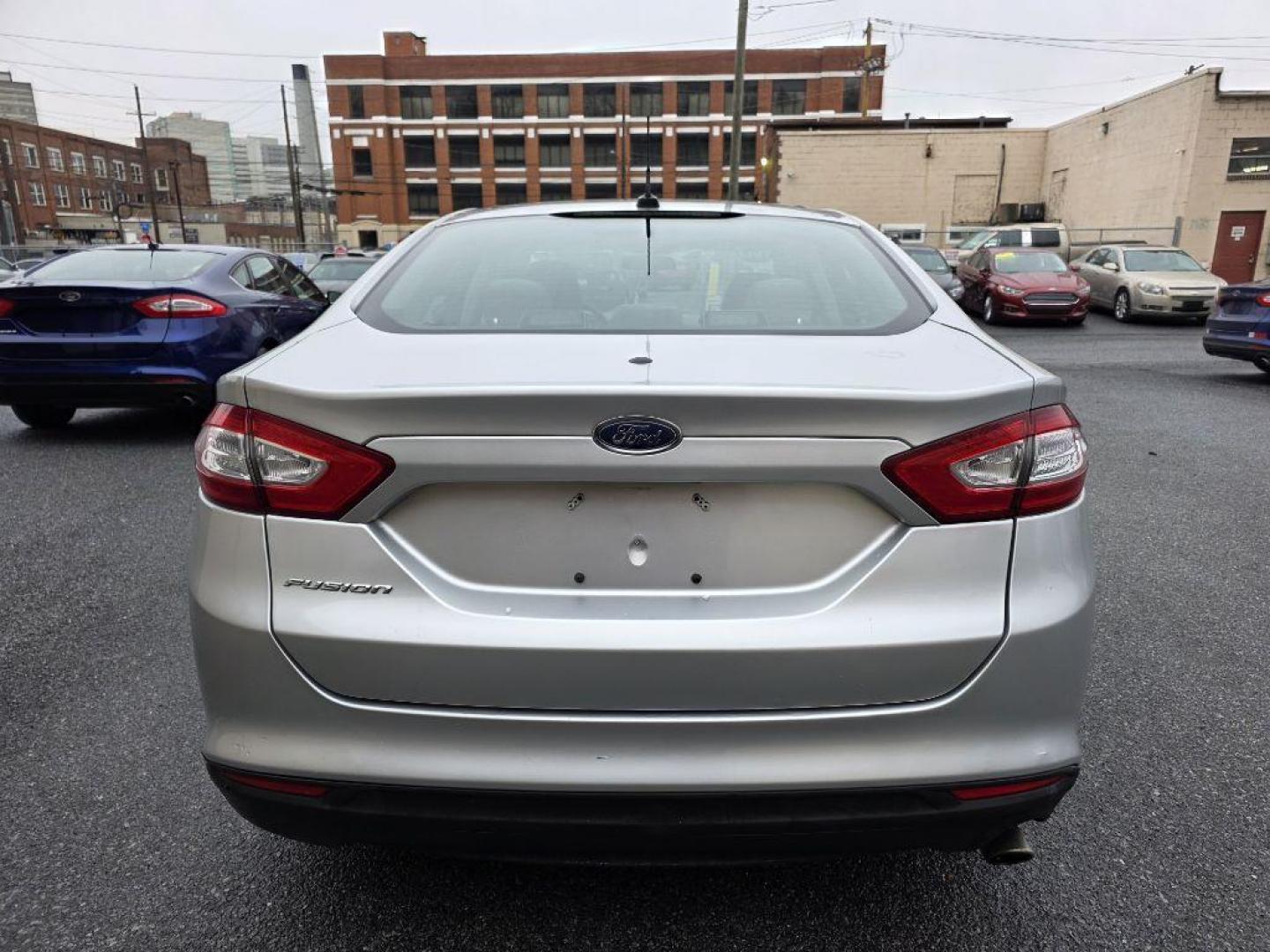 2013 SILVER FORD FUSION S (3FA6P0G72DR) with an 2.5L engine, Automatic transmission, located at 117 North Cameron Street, Harrisburg, PA, 17101, (717) 963-8962, 40.266762, -76.875259 - WE FINANCE!!! Good Credit/ Challenged Credit/ No Credit - ALL Trade-Ins Welcomed!!! APPLY ONLINE or CALL us TODAY ;) Please call us to discuss your cash and/or financing options. - Photo#3