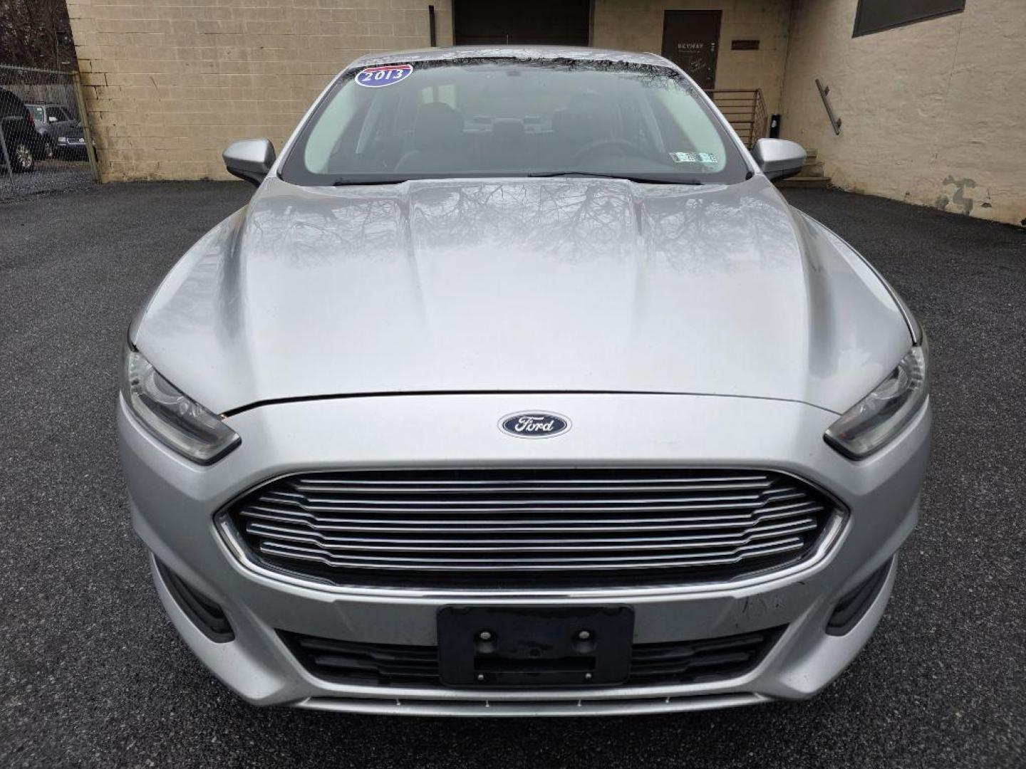 2013 SILVER FORD FUSION S (3FA6P0G72DR) with an 2.5L engine, Automatic transmission, located at 117 North Cameron Street, Harrisburg, PA, 17101, (717) 963-8962, 40.266762, -76.875259 - WE FINANCE!!! Good Credit/ Challenged Credit/ No Credit - ALL Trade-Ins Welcomed!!! APPLY ONLINE or CALL us TODAY ;) Please call us to discuss your cash and/or financing options. - Photo#7