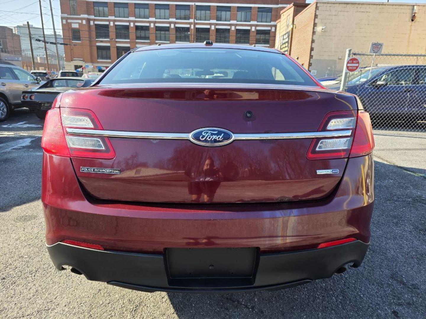 2013 BURG FORD TAURUS POLICE INTERCEPTOR (1FAHP2M87DG) with an 3.5L engine, Automatic transmission, located at 117 North Cameron Street, Harrisburg, PA, 17101, (717) 963-8962, 40.266762, -76.875259 - WE FINANCE!!! Good Credit/ Bad Credit/ No Credit - ALL Trade-Ins Welcomed!!! ***Guaranteed Credit Approval*** APPLY ONLINE or CALL us TODAY ;) Please call us to discuss your cash and financing options. - Photo#3