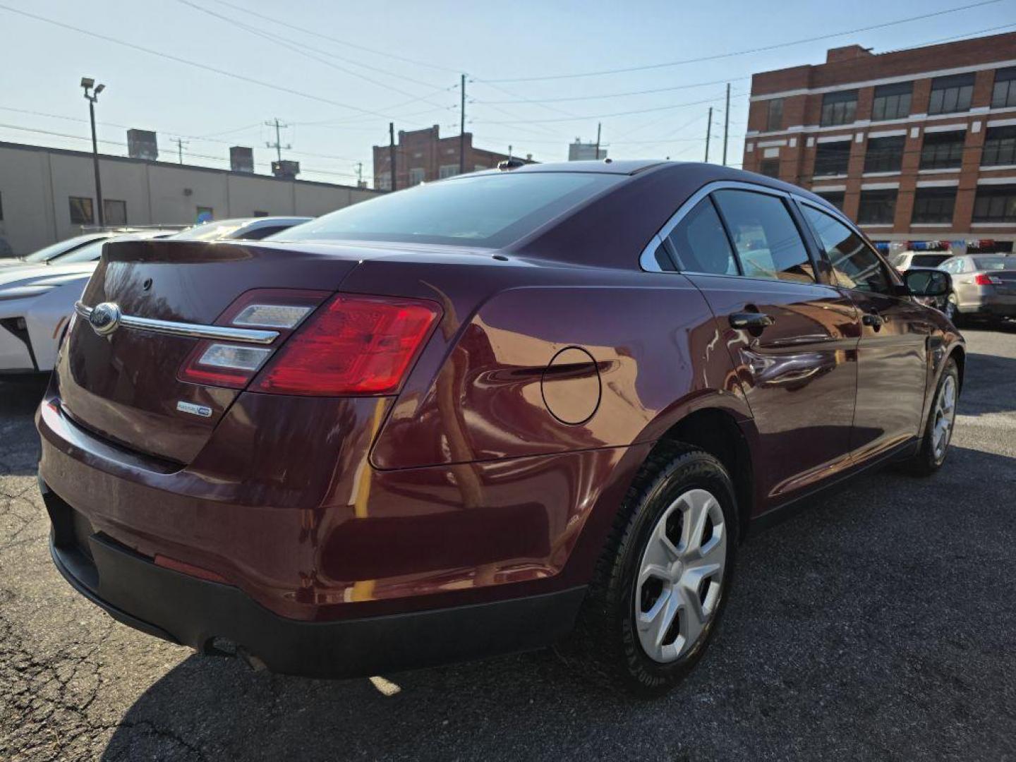 2013 BURG FORD TAURUS POLICE INTERCEPTOR (1FAHP2M87DG) with an 3.5L engine, Automatic transmission, located at 117 North Cameron Street, Harrisburg, PA, 17101, (717) 963-8962, 40.266762, -76.875259 - WE FINANCE!!! Good Credit/ Bad Credit/ No Credit - ALL Trade-Ins Welcomed!!! ***Guaranteed Credit Approval*** APPLY ONLINE or CALL us TODAY ;) Please call us to discuss your cash and financing options. - Photo#4