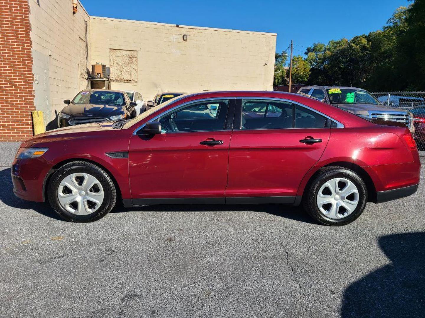 2013 BURG FORD TAURUS POLICE INTERCEPTOR (1FAHP2M89DG) with an 3.5L engine, Automatic transmission, located at 117 North Cameron Street, Harrisburg, PA, 17101, (717) 963-8962, 40.266762, -76.875259 - WE FINANCE!!! Good Credit/ Bad Credit/ No Credit - ALL Trade-Ins Welcomed!!! ***Guaranteed Credit Approval*** APPLY ONLINE or CALL us TODAY ;) Please call us to discuss your cash and financing options. - Photo#1