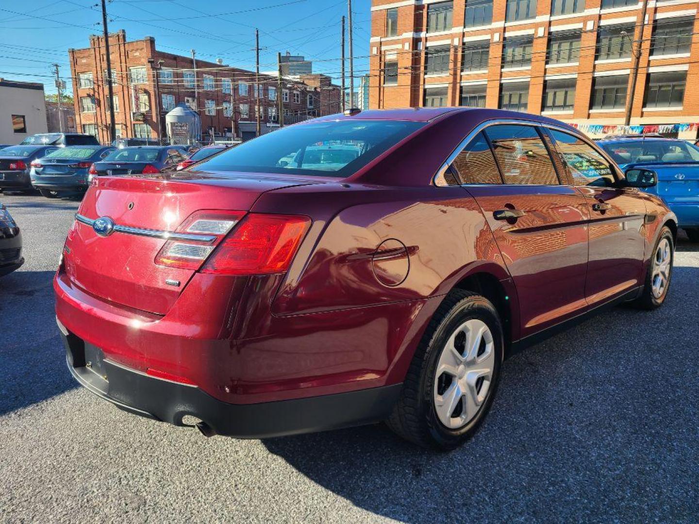 2013 BURG FORD TAURUS POLICE INTERCEPTOR (1FAHP2M89DG) with an 3.5L engine, Automatic transmission, located at 117 North Cameron Street, Harrisburg, PA, 17101, (717) 963-8962, 40.266762, -76.875259 - WE FINANCE!!! Good Credit/ Bad Credit/ No Credit - ALL Trade-Ins Welcomed!!! ***Guaranteed Credit Approval*** APPLY ONLINE or CALL us TODAY ;) Please call us to discuss your cash and financing options. - Photo#4