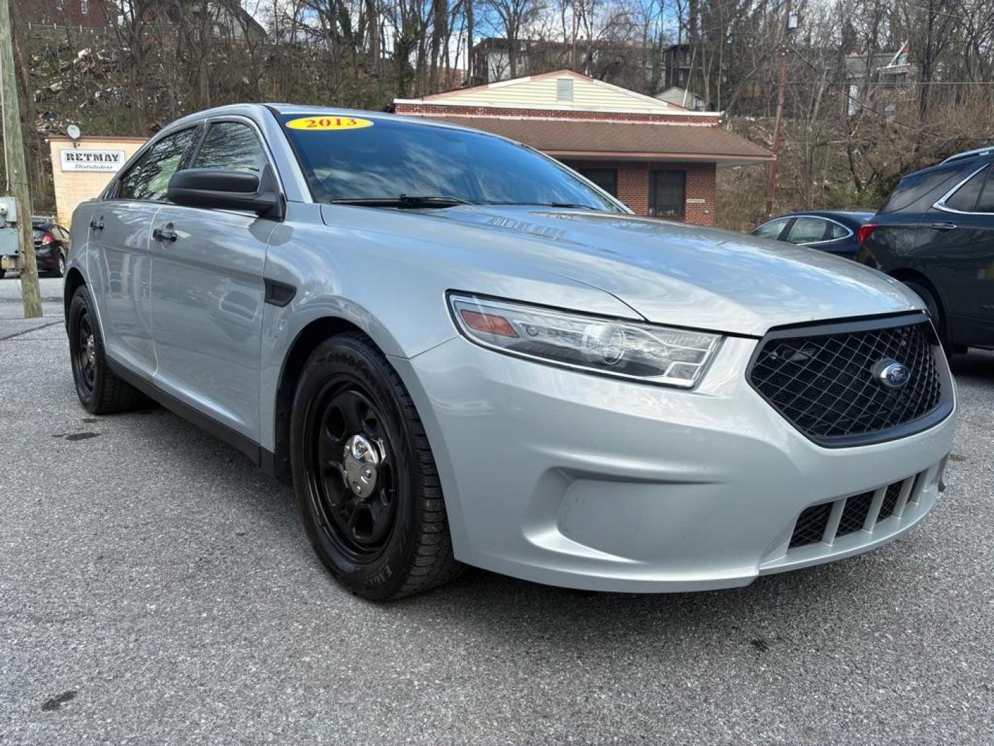 2013 SILVER FORD TAURUS POLICE INTERCEPTOR (1FAHP2MK3DG) with an 3.7L engine, Automatic transmission, located at 117 North Cameron Street, Harrisburg, PA, 17101, (717) 963-8962, 40.266762, -76.875259 - WE FINANCE!!! Good Credit/ Challenged Credit/ No Credit - ALL Trade-Ins Welcomed!!! APPLY ONLINE or CALL us TODAY ;) Please call us to discuss your cash and/or financing options. - Photo#6