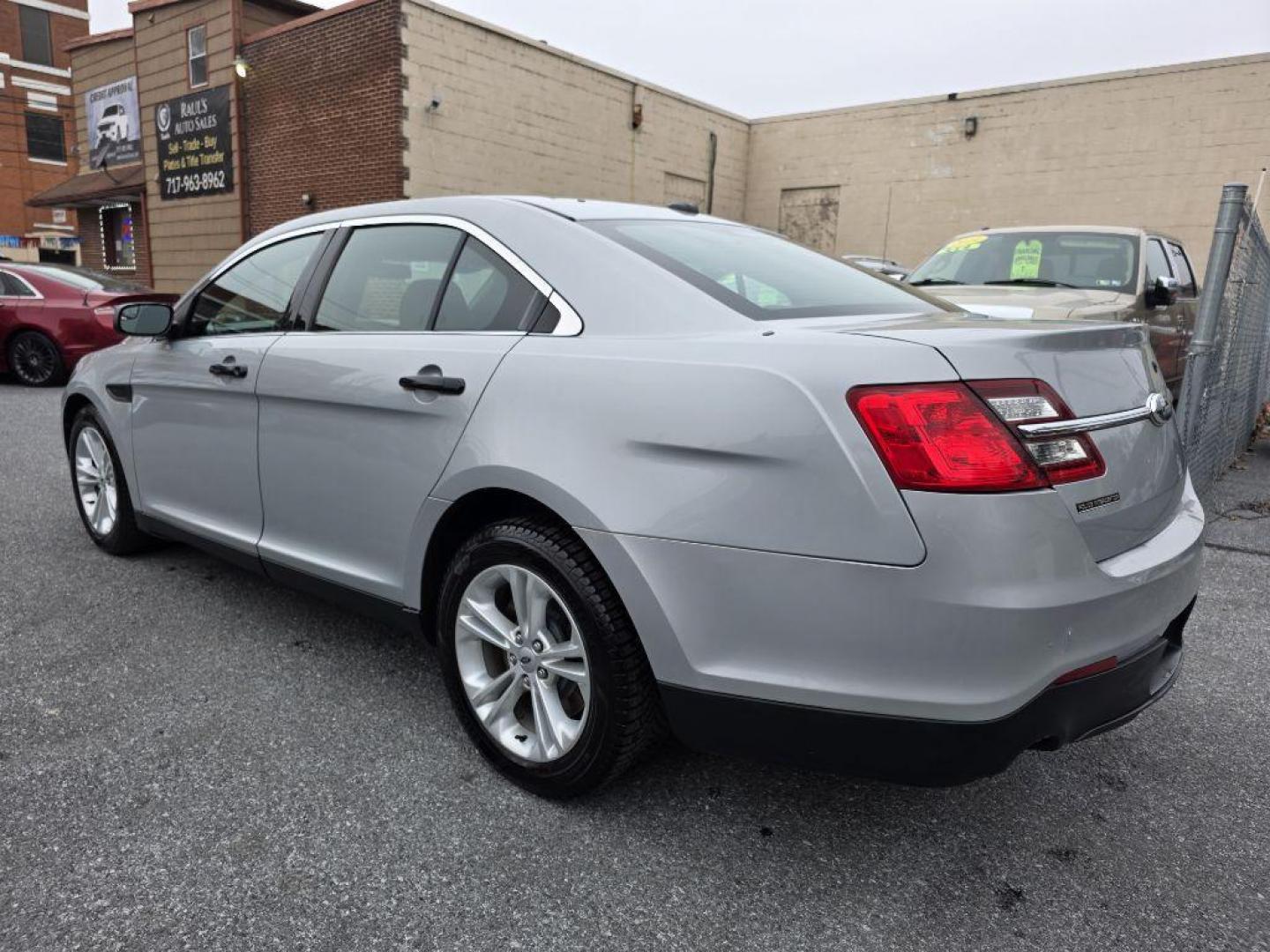 2013 SILVER FORD TAURUS POLICE INTERCEPTOR (1FAHP2M87DG) with an 3.5L engine, Automatic transmission, located at 117 North Cameron Street, Harrisburg, PA, 17101, (717) 963-8962, 40.266762, -76.875259 - WE FINANCE!!! Good Credit/ Bad Credit/ No Credit - ALL Trade-Ins Welcomed!!! ***Guaranteed Credit Approval*** APPLY ONLINE or CALL us TODAY ;) Please call us to discuss your cash and financing options. - Photo#1