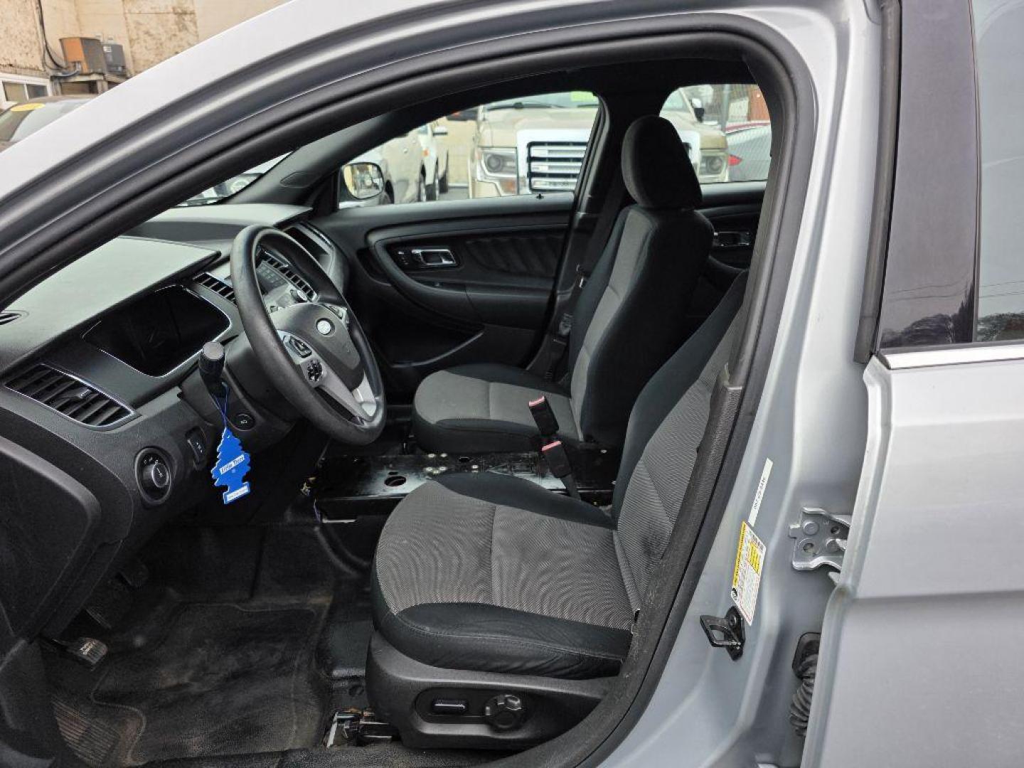 2013 SILVER FORD TAURUS POLICE INTERCEPTOR (1FAHP2M87DG) with an 3.5L engine, Automatic transmission, located at 117 North Cameron Street, Harrisburg, PA, 17101, (717) 963-8962, 40.266762, -76.875259 - WE FINANCE!!! Good Credit/ Bad Credit/ No Credit - ALL Trade-Ins Welcomed!!! ***Guaranteed Credit Approval*** APPLY ONLINE or CALL us TODAY ;) Please call us to discuss your cash and financing options. - Photo#12