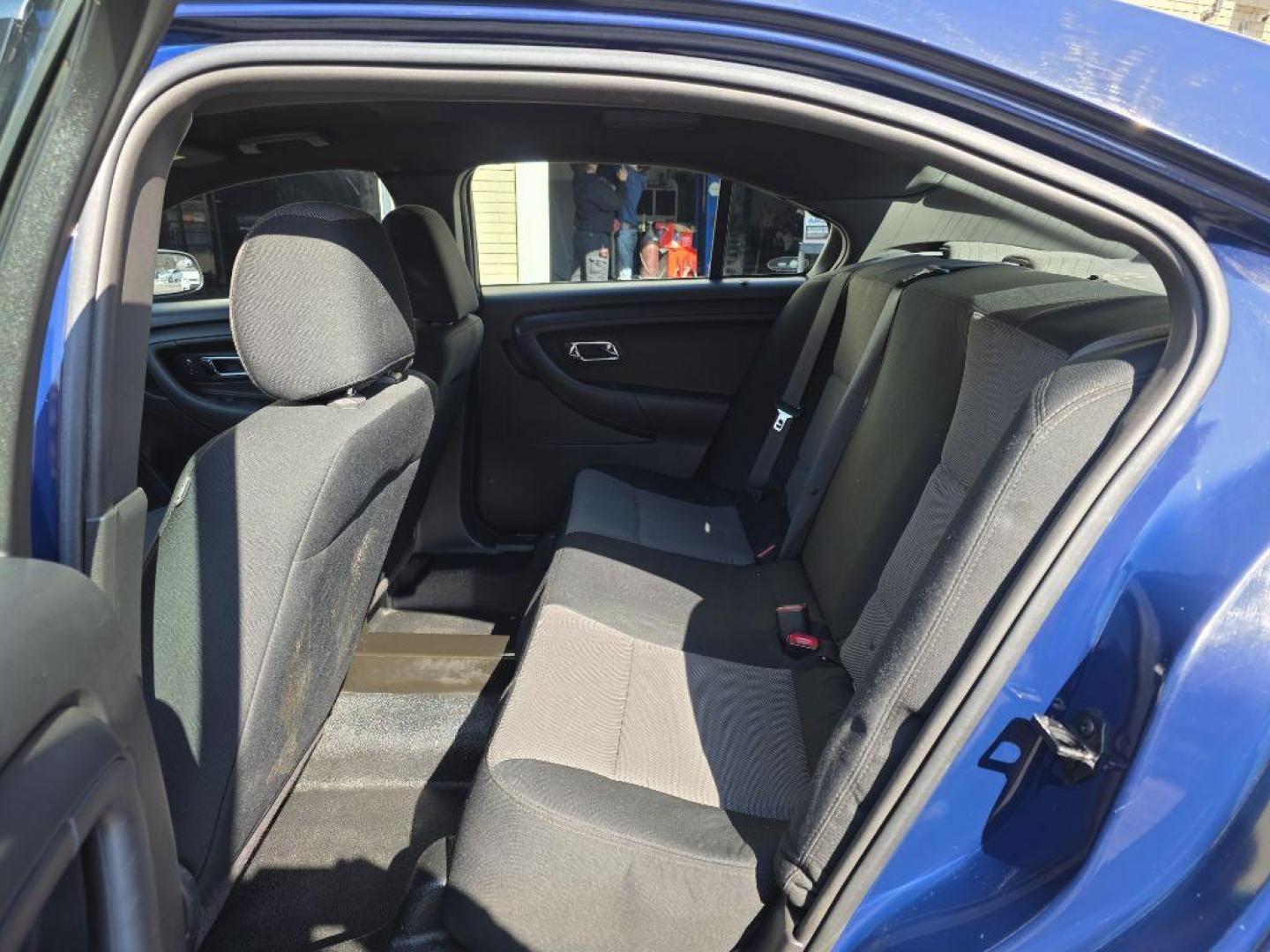 2013 BLUE FORD TAURUS POLICE INTERCEPTOR (1FAHP2M83DG) with an 3.5L engine, Automatic transmission, located at 117 North Cameron Street, Harrisburg, PA, 17101, (717) 963-8962, 40.266762, -76.875259 - WE FINANCE!!! Good Credit/ Challenged Credit/ No Credit - ALL Trade-Ins Welcomed!!! APPLY ONLINE or CALL us TODAY ;) Please call us to discuss your cash and/or financing options. - Photo#11