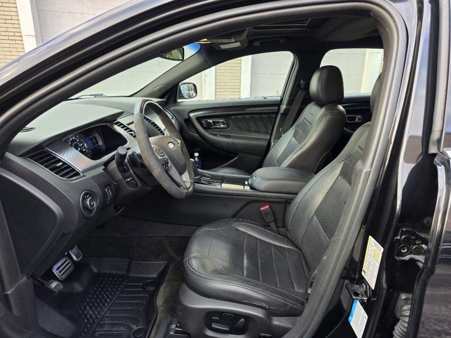 2013 BLACK FORD TAURUS SHO (1FAHP2KT5DG) with an 3.5L engine, Automatic transmission, located at 117 North Cameron Street, Harrisburg, PA, 17101, (717) 963-8962, 40.266762, -76.875259 - WE FINANCE!!! Good Credit/ Bad Credit/ No Credit - ALL Trade-Ins Welcomed!!! ***Guaranteed Credit Approval*** APPLY ONLINE or CALL us TODAY ;) Please call us to discuss your cash and financing options. - Photo#12