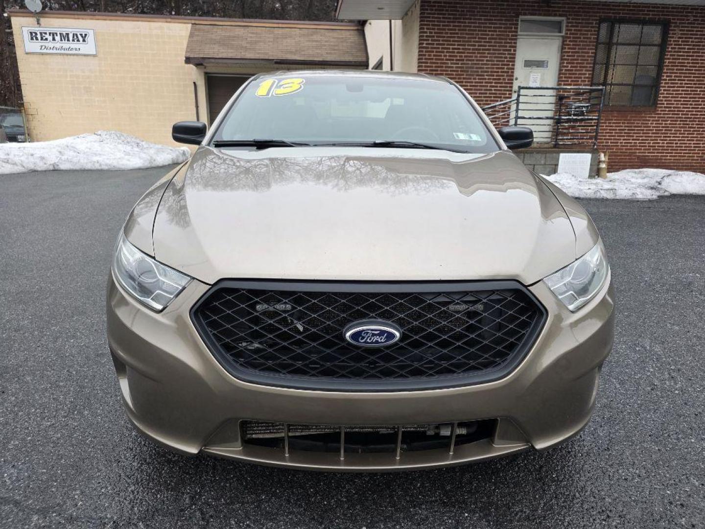2013 GOLD FORD TAURUS POLICE INTERCEPTOR (1FAHP2M87DG) with an 3.5L engine, Automatic transmission, located at 117 North Cameron Street, Harrisburg, PA, 17101, (717) 963-8962, 40.266762, -76.875259 - WE FINANCE!!! Good Credit/ Challenged Credit/ No Credit - ALL Trade-Ins Welcomed!!! APPLY ONLINE or CALL us TODAY ;) Please call us to discuss your cash and/or financing options. - Photo#7