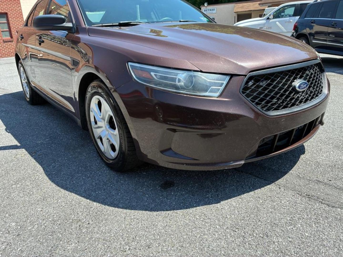 2013 BROWN FORD TAURUS POLICE INTERCEPTOR (1FAHP2M84DG) with an 3.5L engine, Automatic transmission, located at 117 North Cameron Street, Harrisburg, PA, 17101, (717) 963-8962, 40.266762, -76.875259 - WE FINANCE!!! MOST vehicles are available for financing. Good Credit/ Challenged Credit/ No Credit - ALL Trade-Ins Welcomed!!! APPLY ONLINE or CALL us TODAY Please call us to discuss your cash and/or financing options. Thanks for cheching our inventory! We're here to help. - Photo#6