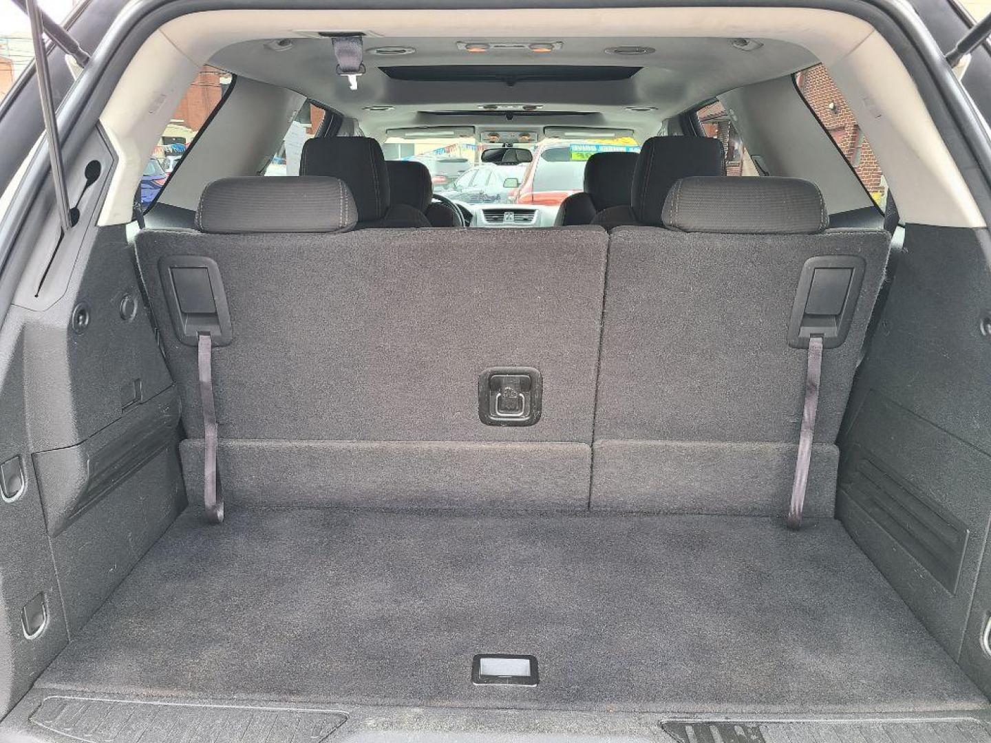 2013 WHITE GMC ACADIA SLE (1GKKVPKD3DJ) with an 3.6L engine, Automatic transmission, located at 117 North Cameron Street, Harrisburg, PA, 17101, (717) 963-8962, 40.266762, -76.875259 - WE FINANCE!!! Good Credit/ Bad Credit/ No Credit - ALL Trade-Ins Welcomed!!! ***Guaranteed Credit Approval*** APPLY ONLINE or CALL us TODAY ;) Internet Prices and Marketplace Prices are SPECIAL discounted ***CASH DEALS*** Retail Prices are higher. Please call us to discuss your cash and finan - Photo#11