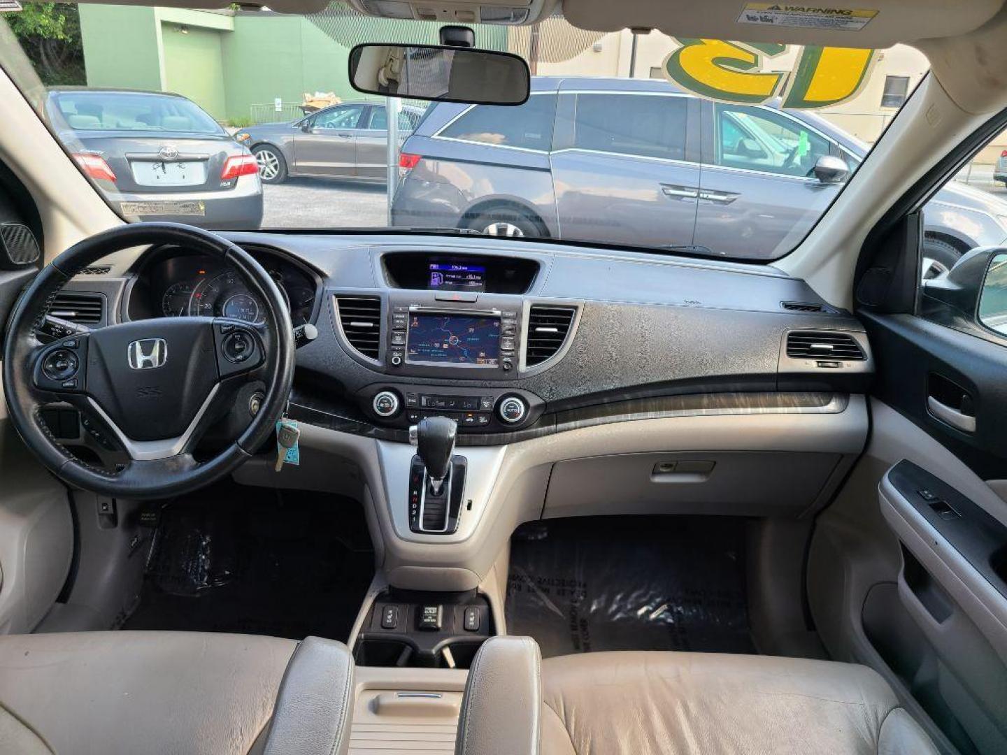 2013 SILVER HONDA CR-V EXL (2HKRM4H74DH) with an 2.4L engine, Automatic transmission, located at 117 North Cameron Street, Harrisburg, PA, 17101, (717) 963-8962, 40.266762, -76.875259 - WE FINANCE!!! Good Credit/ Bad Credit/ No Credit - ALL Trade-Ins Welcomed!!! ***Guaranteed Credit Approval*** APPLY ONLINE or CALL us TODAY ;) Internet Prices and Marketplace Prices are SPECIAL discounted ***CASH DEALS*** Retail Prices are higher. Please call us to discuss your cash and finan - Photo#11