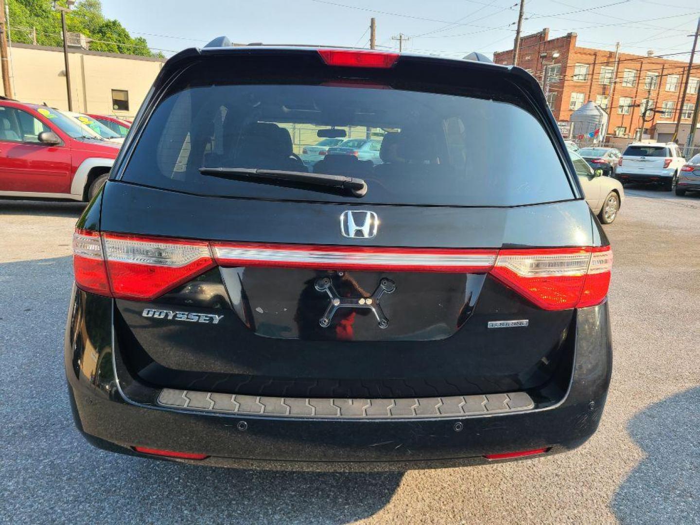 2013 BLACK HONDA ODYSSEY TOURING (5FNRL5H93DB) with an 3.5L engine, Automatic transmission, located at 117 North Cameron Street, Harrisburg, PA, 17101, (717) 963-8962, 40.266762, -76.875259 - WE FINANCE!!! Good Credit/ Bad Credit/ No Credit - ALL Trade-Ins Welcomed!!! ***Guaranteed Credit Approval*** APPLY ONLINE or CALL us TODAY ;) Internet Prices and Marketplace Prices are SPECIAL discounted ***CASH DEALS*** Retail Prices are higher. Please call us to discuss your cash and finan - Photo#2