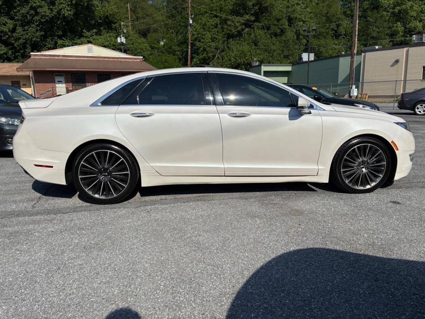 2013 WHITE LINCOLN MKZ (3LN6L2GK0DR) with an 3.7L engine, Automatic transmission, located at 117 North Cameron Street, Harrisburg, PA, 17101, (717) 963-8962, 40.266762, -76.875259 - WE FINANCE!!! MOST vehicles are available for financing. Good Credit/ Challenged Credit/ No Credit - ALL Trade-Ins Welcomed!!! APPLY ONLINE or CALL us TODAY Please call us to discuss your cash and/or financing options. Thanks for checking our inventory! We're here to help. - Photo#5