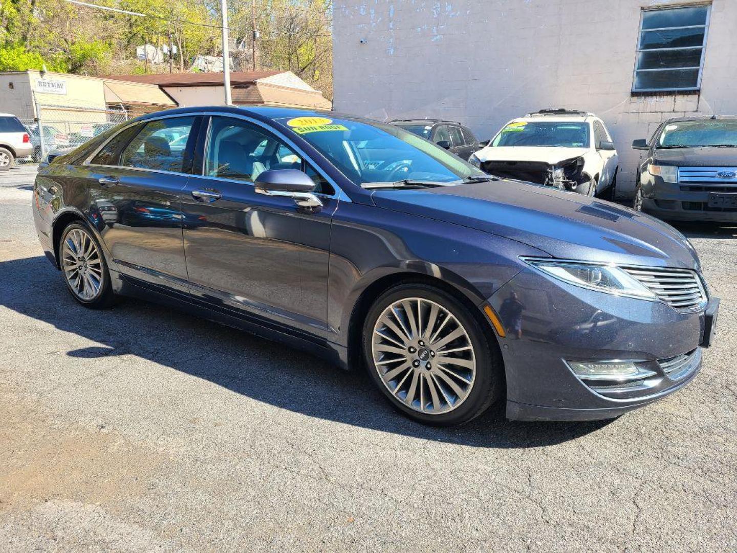 2013 GREY LINCOLN MKZ SEDAN (3LN6L2JK9DR) with an 3.7L engine, Automatic transmission, located at 7981 Paxton Street, Harrisburg, PA, 17111, (717) 561-2926, 40.261490, -76.749229 - WE FINANCE!!! Good Credit/ Bad Credit/ No Credit - ALL Trade-Ins Welcomed!!! ***Guaranteed Credit Approval*** APPLY ONLINE or CALL us TODAY ;) Internet Prices and Marketplace Prices are SPECIAL discounted ***CASH DEALS*** Retail Prices are higher. Please call us to discuss your cash and finan - Photo#4
