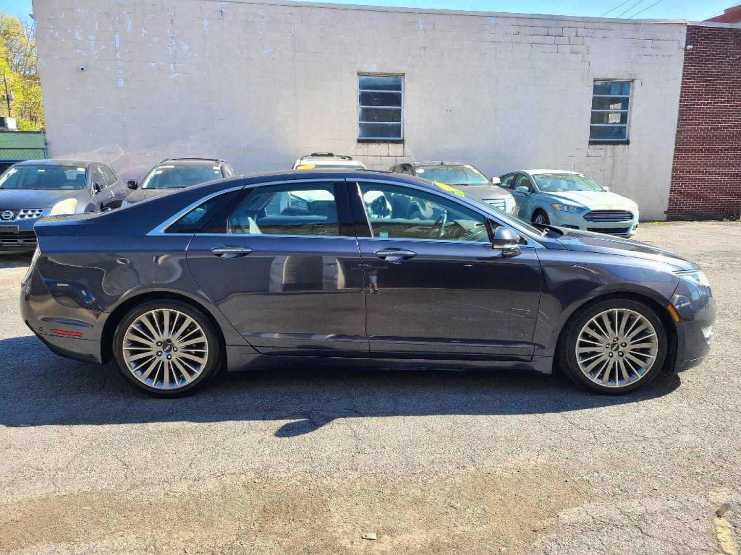 2013 GREY LINCOLN MKZ SEDAN (3LN6L2JK9DR) with an 3.7L engine, Automatic transmission, located at 7981 Paxton Street, Harrisburg, PA, 17111, (717) 561-2926, 40.261490, -76.749229 - WE FINANCE!!! Good Credit/ Bad Credit/ No Credit - ALL Trade-Ins Welcomed!!! ***Guaranteed Credit Approval*** APPLY ONLINE or CALL us TODAY ;) Internet Prices and Marketplace Prices are SPECIAL discounted ***CASH DEALS*** Retail Prices are higher. Please call us to discuss your cash and finan - Photo#5