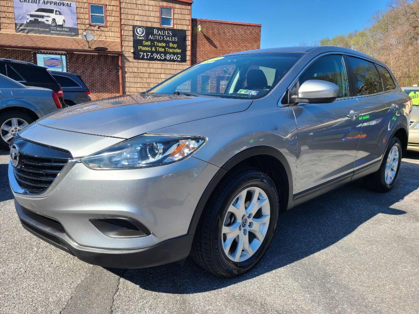 2013 SILVER MAZDA CX-9 SPORT (JM3TB3BV4D0) with an 3.7L engine, Automatic transmission, located at 117 North Cameron Street, Harrisburg, PA, 17101, (717) 963-8962, 40.266762, -76.875259 - WE FINANCE!!! Good Credit/ Bad Credit/ No Credit - ALL Trade-Ins Welcomed!!! ***Guaranteed Credit Approval*** APPLY ONLINE or CALL us TODAY ;) Internet Prices and Marketplace Prices are SPECIAL discounted ***CASH DEALS*** Retail Prices are higher. Please call us to discuss your cash and finan - Photo#0
