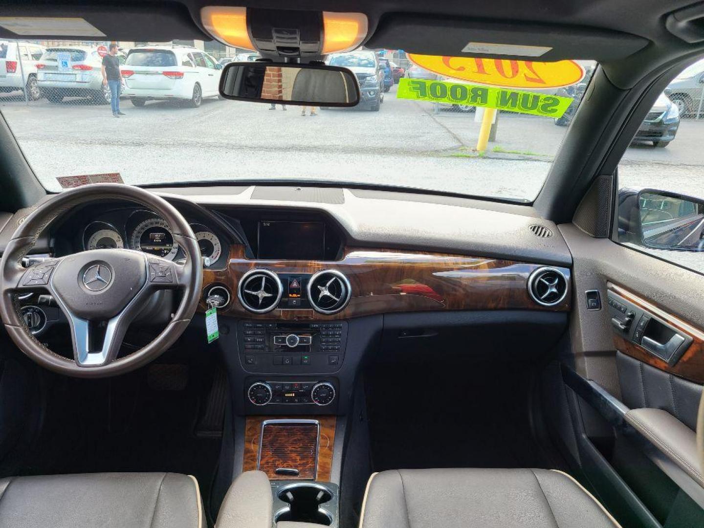 2013 BLUE MERCEDES-BENZ GLK 350 4MATIC (WDCGG8JB8DG) with an 3.5L engine, Automatic transmission, located at 7981 Paxton Street, Harrisburg, PA, 17111, (717) 561-2926, 40.261490, -76.749229 - WE FINANCE!!! Good Credit/ Bad Credit/ No Credit - ALL Trade-Ins Welcomed!!! ***Guaranteed Credit Approval*** APPLY ONLINE or CALL us TODAY ;) Internet Prices and Marketplace Prices are SPECIAL discounted ***CASH DEALS*** Retail Prices are higher. Please call us to discuss your cash and finan - Photo#10