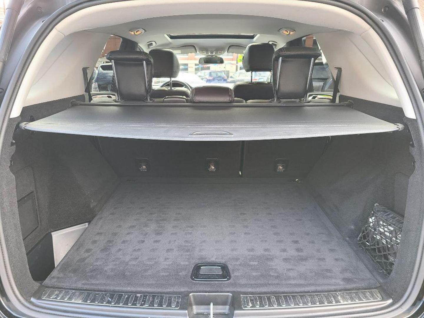 2013 BLACK MERCEDES-BENZ ML 350 4MATIC (4JGDA5HB0DA) with an 3.5L engine, Automatic transmission, located at 117 North Cameron Street, Harrisburg, PA, 17101, (717) 963-8962, 40.266762, -76.875259 - WE FINANCE!!! Good Credit/ Bad Credit/ No Credit - ALL Trade-Ins Welcomed!!! ***Guaranteed Credit Approval*** APPLY ONLINE or CALL us TODAY ;) Internet Prices and Marketplace Prices are SPECIAL discounted ***CASH DEALS*** Retail Prices are higher. Please call us to discuss your cash and finan - Photo#8