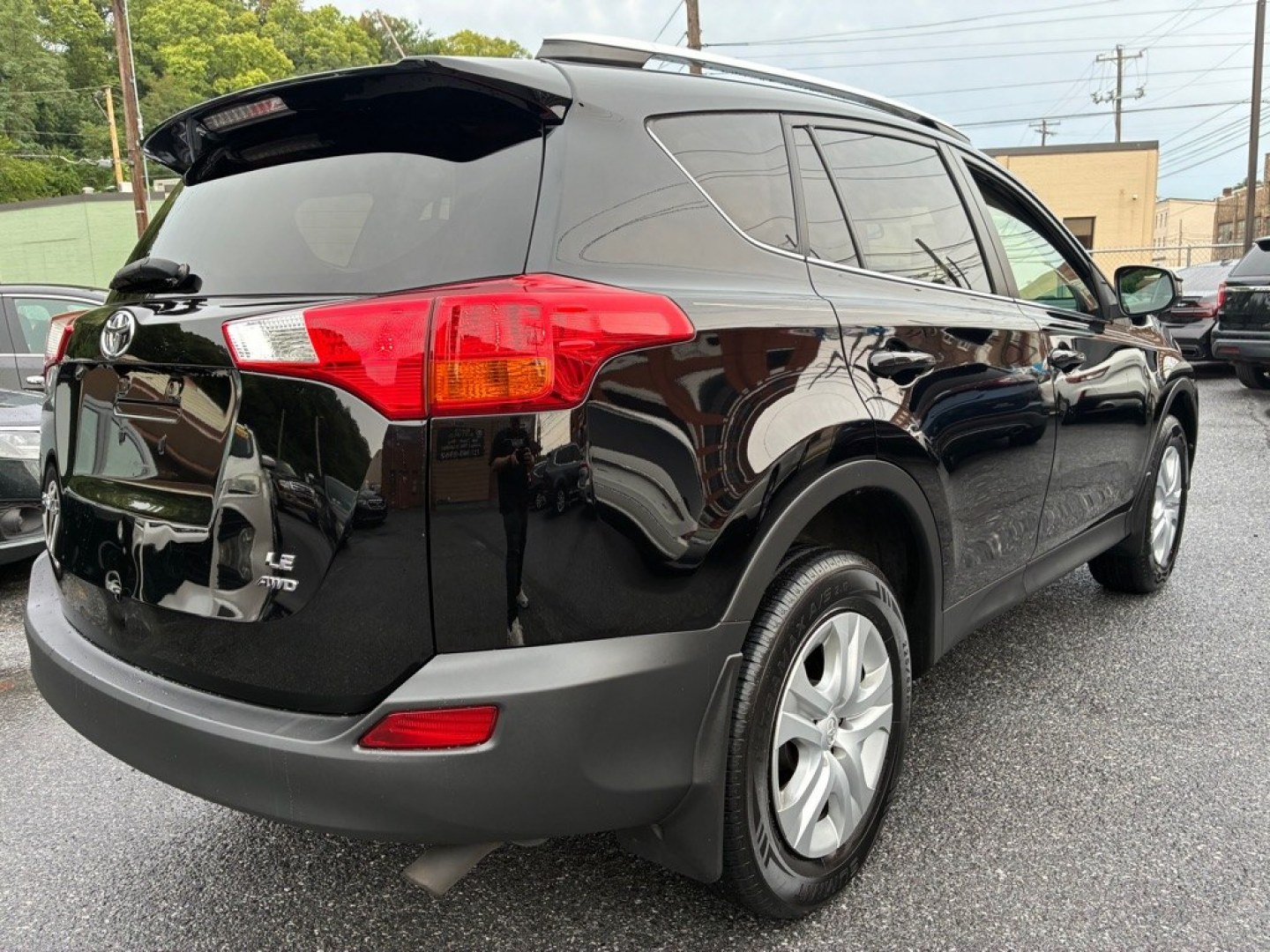 2013 BLACK TOYOTA RAV4 LE (2T3BFREV3DW) with an 2.5L engine, Automatic transmission, located at 117 North Cameron Street, Harrisburg, PA, 17101, (717) 963-8962, 40.266762, -76.875259 - WE FINANCE!!! MOST vehicles are available for financing. Good Credit/ Challenged Credit/ No Credit - ALL Trade-Ins Welcomed!!! APPLY ONLINE or CALL us TODAY Please call us to discuss your cash and/or financing options. Thanks for checking our inventory! We're here to help.- Photo#4