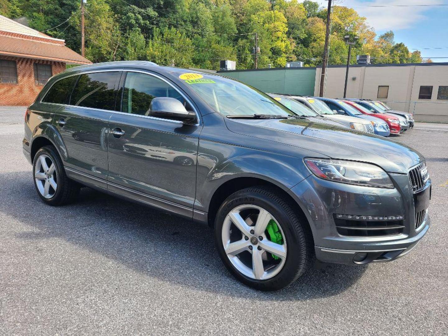 2014 BLACK AUDI Q7 PREMIUM PLUS (WA1LGAFE0ED) with an 3.0L engine, Automatic transmission, located at 117 North Cameron Street, Harrisburg, PA, 17101, (717) 963-8962, 40.266762, -76.875259 - WE FINANCE!!! Good Credit/ Bad Credit/ No Credit - ALL Trade-Ins Welcomed!!! ***Guaranteed Credit Approval*** APPLY ONLINE or CALL us TODAY ;) Please call us to discuss your cash and financing options. - Photo#6