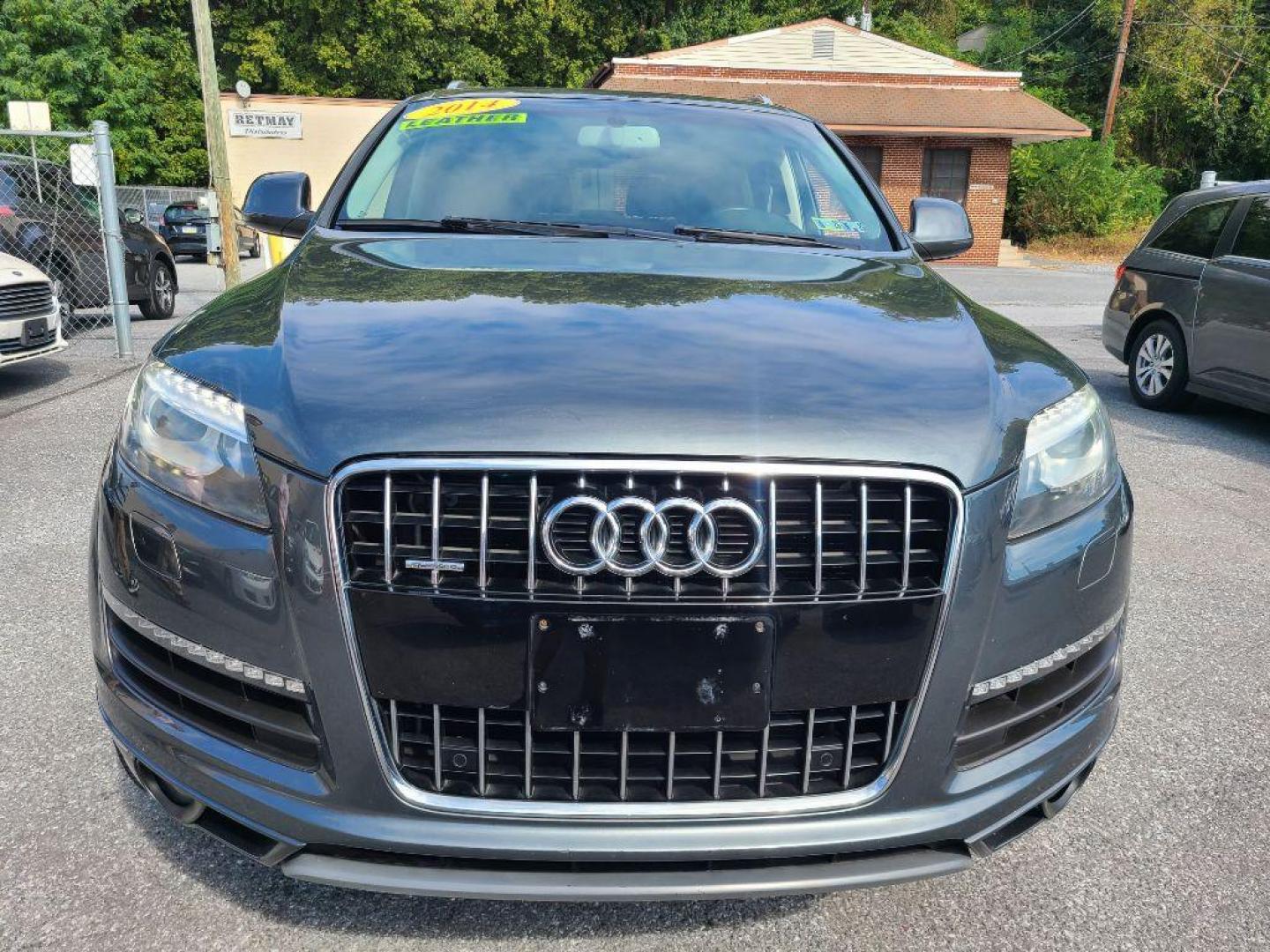 2014 BLACK AUDI Q7 PREMIUM PLUS (WA1LGAFE0ED) with an 3.0L engine, Automatic transmission, located at 117 North Cameron Street, Harrisburg, PA, 17101, (717) 963-8962, 40.266762, -76.875259 - WE FINANCE!!! Good Credit/ Bad Credit/ No Credit - ALL Trade-Ins Welcomed!!! ***Guaranteed Credit Approval*** APPLY ONLINE or CALL us TODAY ;) Please call us to discuss your cash and financing options. - Photo#7