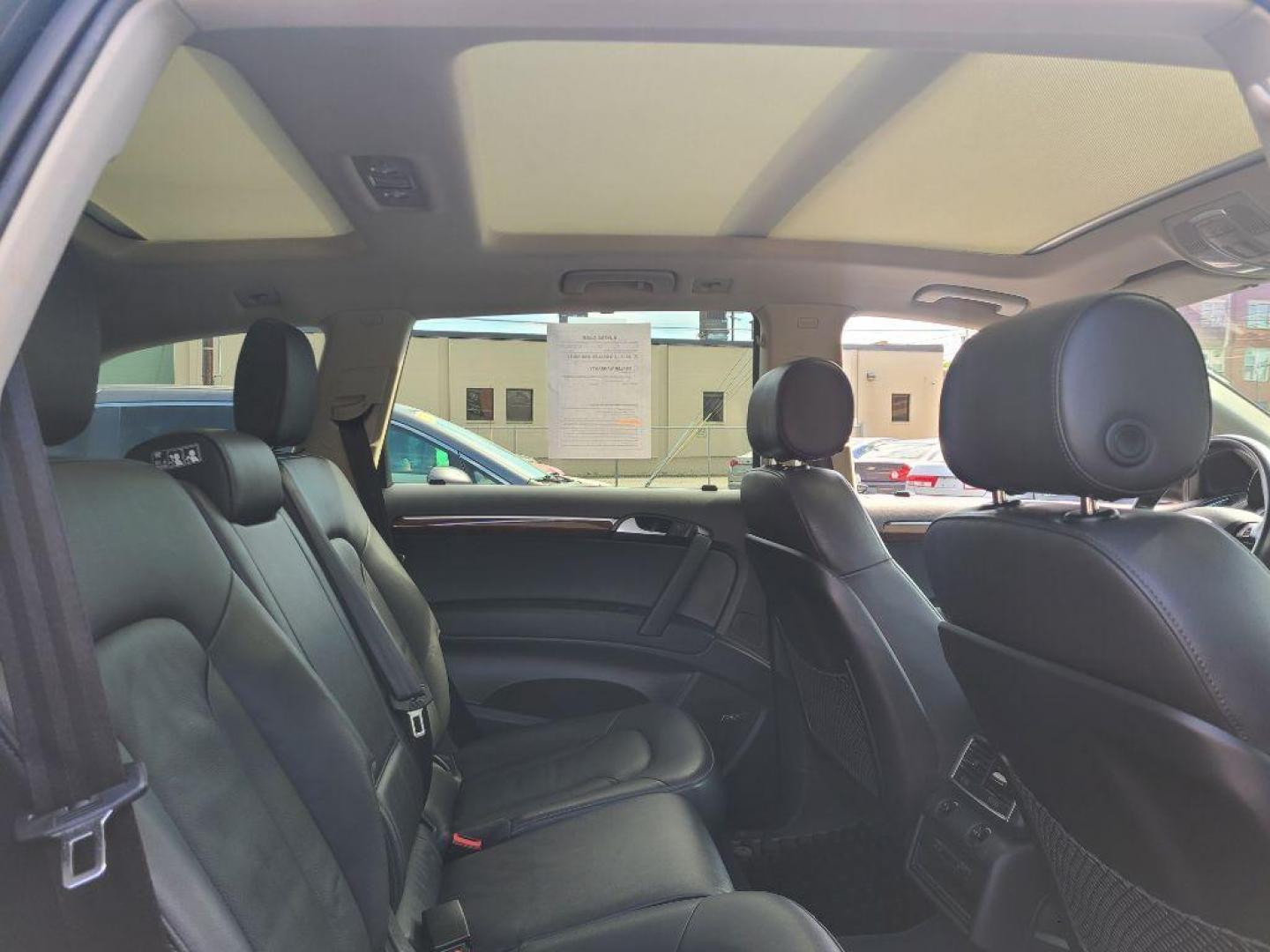 2014 BLACK AUDI Q7 PREMIUM PLUS (WA1LGAFE0ED) with an 3.0L engine, Automatic transmission, located at 117 North Cameron Street, Harrisburg, PA, 17101, (717) 963-8962, 40.266762, -76.875259 - WE FINANCE!!! Good Credit/ Bad Credit/ No Credit - ALL Trade-Ins Welcomed!!! ***Guaranteed Credit Approval*** APPLY ONLINE or CALL us TODAY ;) Please call us to discuss your cash and financing options. - Photo#12