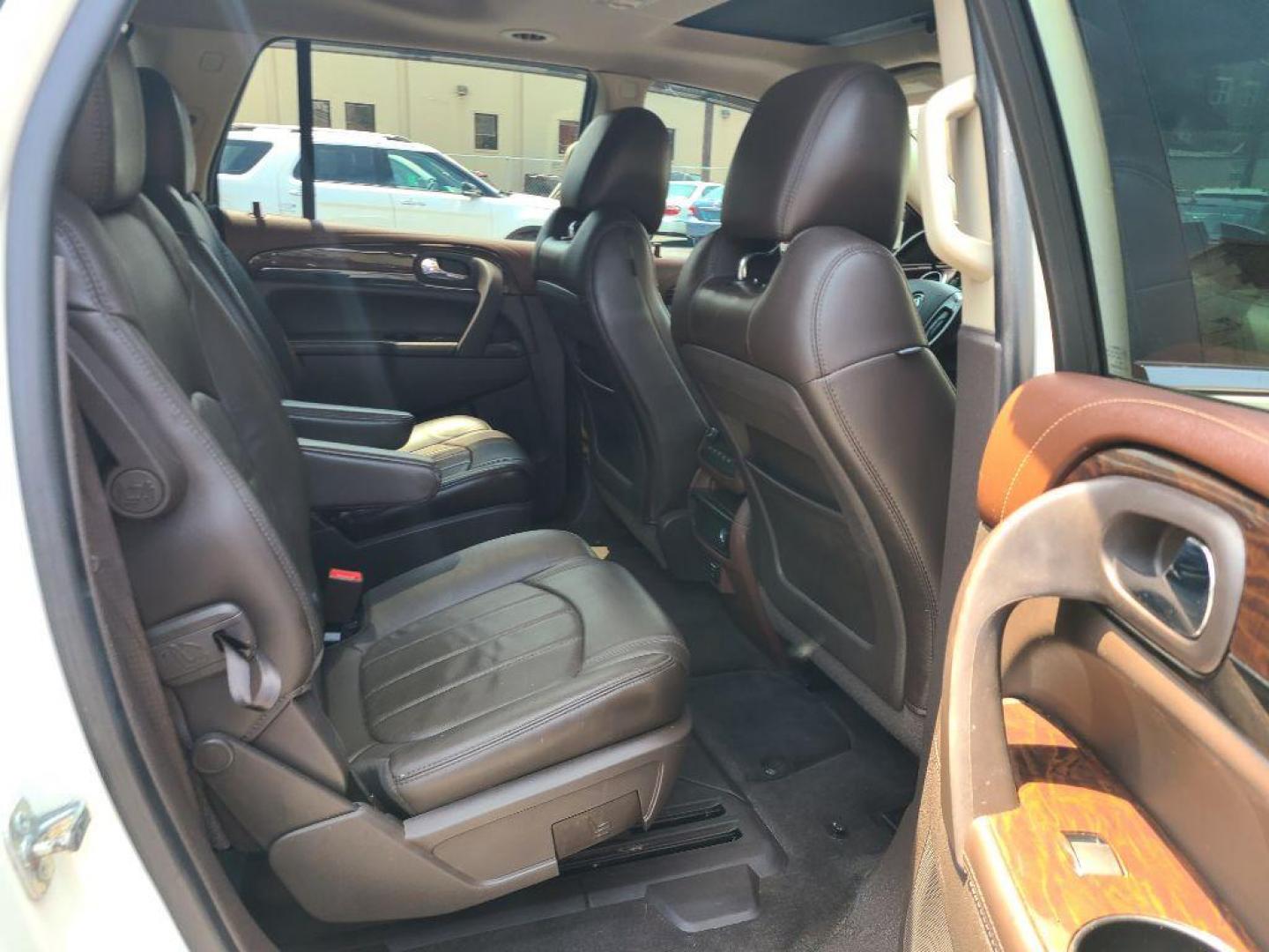 2014 WHITE BUICK ENCLAVE LEATHER (5GAKVBKD6EJ) with an 3.6L engine, Automatic transmission, located at 7981 Paxton Street, Harrisburg, PA, 17111, (717) 561-2926, 40.261490, -76.749229 - WE FINANCE!!! Good Credit/ Bad Credit/ No Credit - ALL Trade-Ins Welcomed!!! ***Guaranteed Credit Approval*** APPLY ONLINE or CALL us TODAY ;) Internet Prices and Marketplace Prices are SPECIAL discounted ***CASH DEALS*** Retail Prices are higher. Please call us to discuss your cash and finan - Photo#15