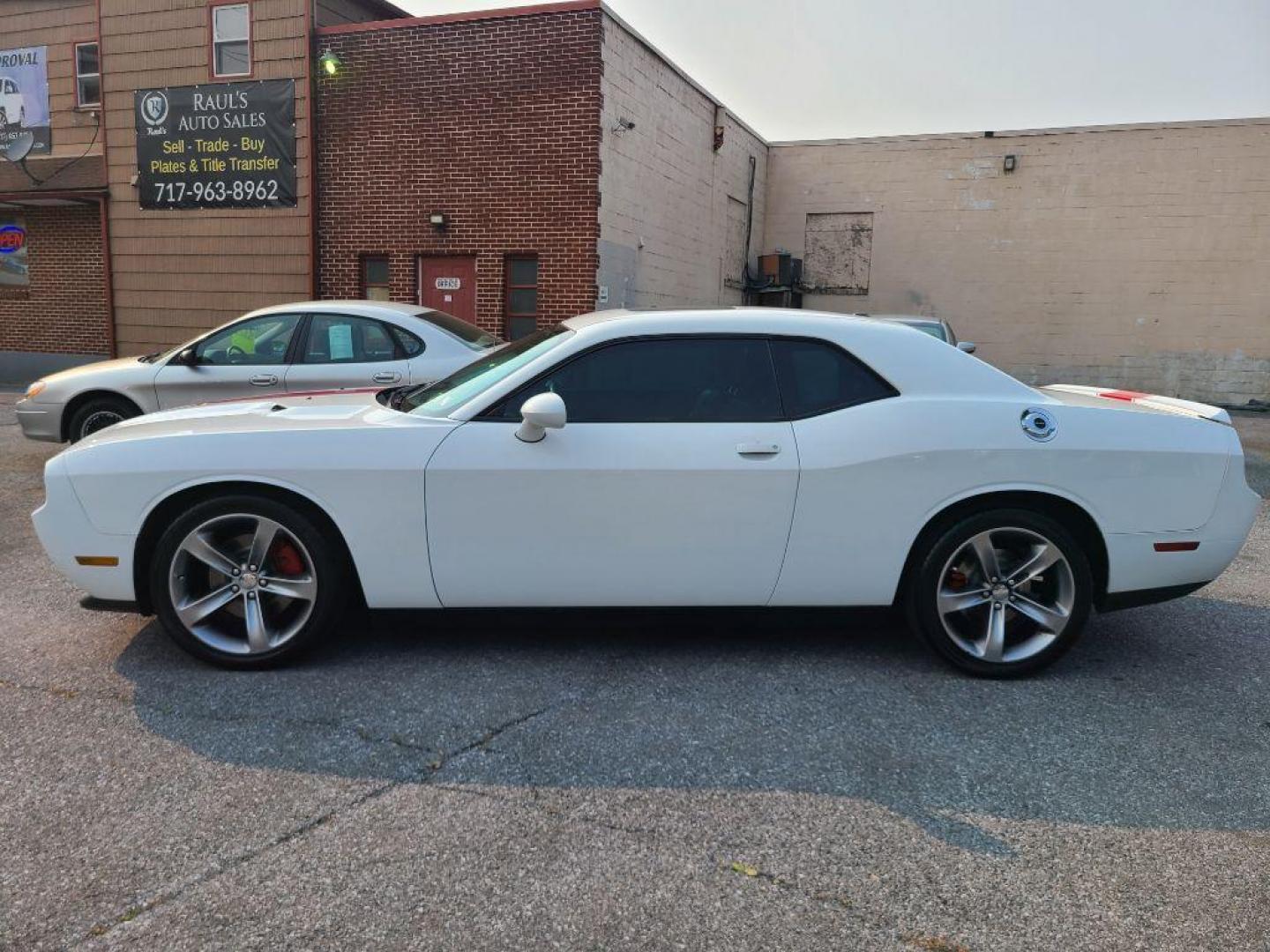 2014 WHITE DODGE CHALLENGER SXT (2C3CDYAG2EH) with an 3.6L engine, Automatic transmission, located at 117 North Cameron Street, Harrisburg, PA, 17101, (717) 963-8962, 40.266762, -76.875259 - WE FINANCE!!! Good Credit/ Bad Credit/ No Credit - ALL Trade-Ins Welcomed!!! ***Guaranteed Credit Approval*** APPLY ONLINE or CALL us TODAY ;) Internet Prices and Marketplace Prices are SPECIAL discounted ***CASH DEALS*** Retail Prices are higher. Please call us to discuss your cash and finan - Photo#1