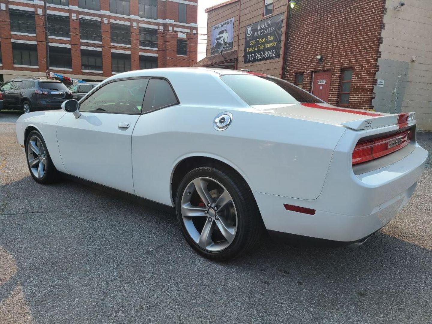 2014 WHITE DODGE CHALLENGER SXT (2C3CDYAG2EH) with an 3.6L engine, Automatic transmission, located at 117 North Cameron Street, Harrisburg, PA, 17101, (717) 963-8962, 40.266762, -76.875259 - WE FINANCE!!! Good Credit/ Bad Credit/ No Credit - ALL Trade-Ins Welcomed!!! ***Guaranteed Credit Approval*** APPLY ONLINE or CALL us TODAY ;) Internet Prices and Marketplace Prices are SPECIAL discounted ***CASH DEALS*** Retail Prices are higher. Please call us to discuss your cash and finan - Photo#4