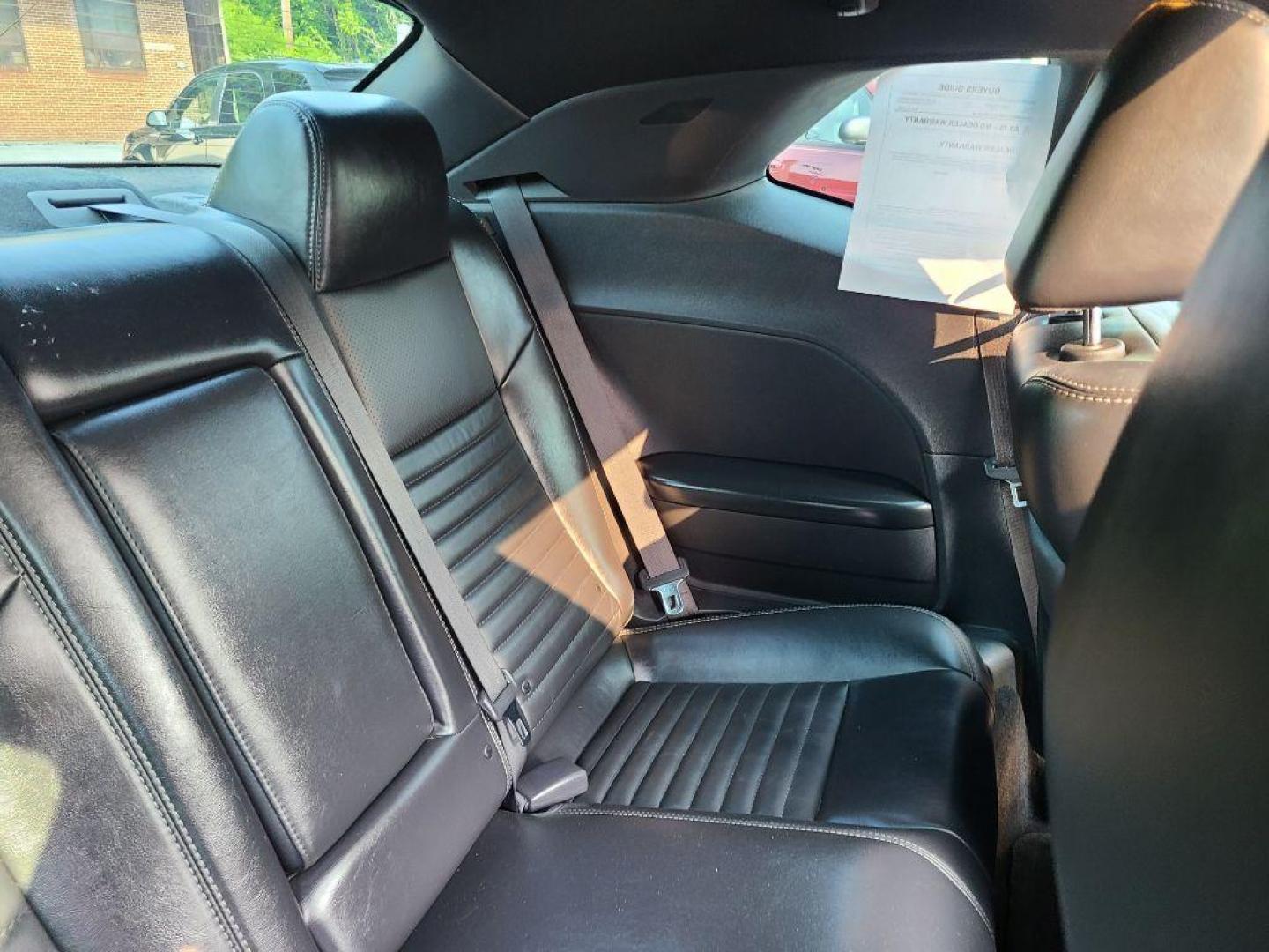 2014 WHITE DODGE CHALLENGER SXT (2C3CDYAG2EH) with an 3.6L engine, Automatic transmission, located at 117 North Cameron Street, Harrisburg, PA, 17101, (717) 963-8962, 40.266762, -76.875259 - WE FINANCE!!! Good Credit/ Bad Credit/ No Credit - ALL Trade-Ins Welcomed!!! ***Guaranteed Credit Approval*** APPLY ONLINE or CALL us TODAY ;) Internet Prices and Marketplace Prices are SPECIAL discounted ***CASH DEALS*** Retail Prices are higher. Please call us to discuss your cash and finan - Photo#11